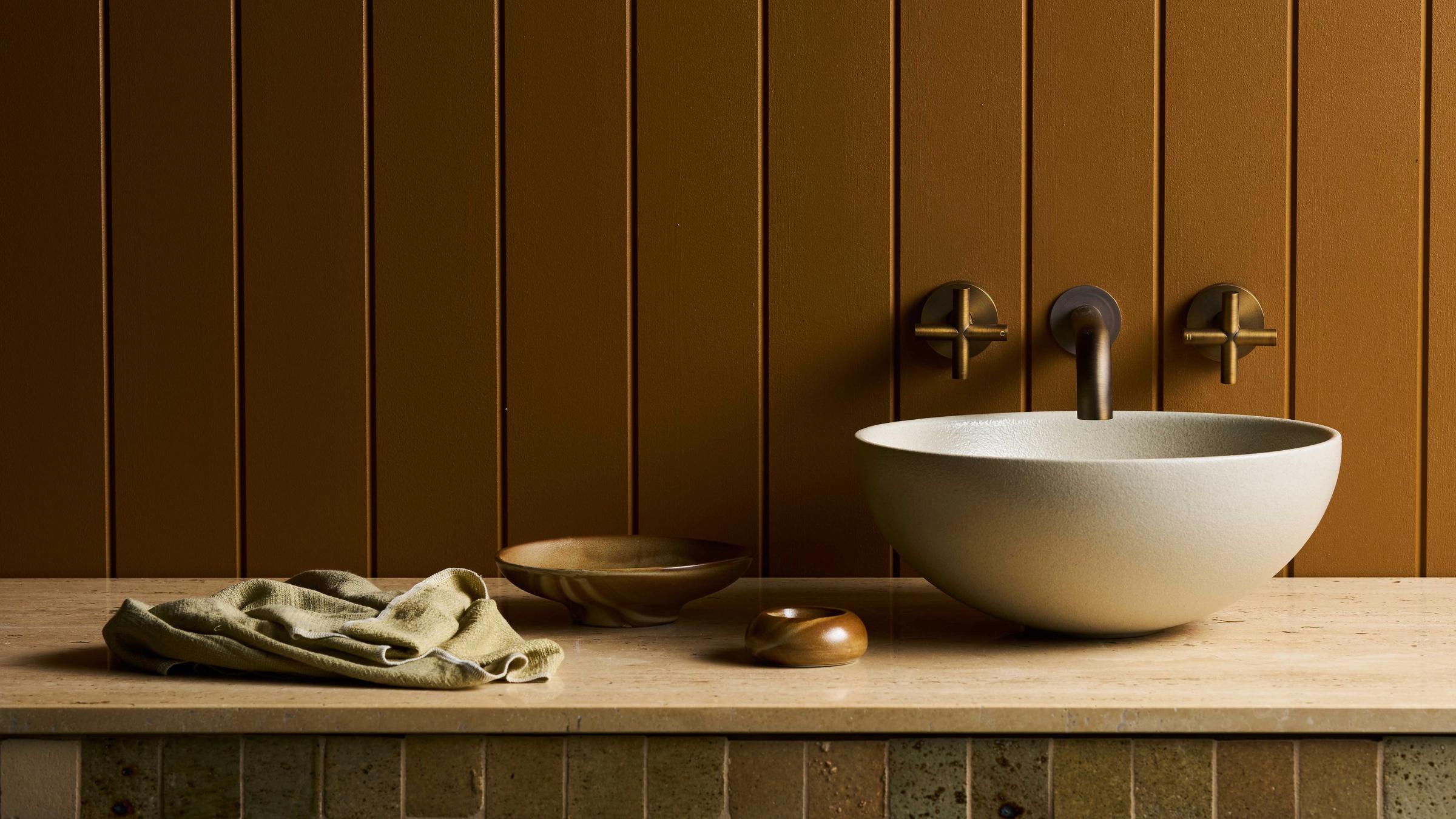 Robert Gordon handcrafted stoneware