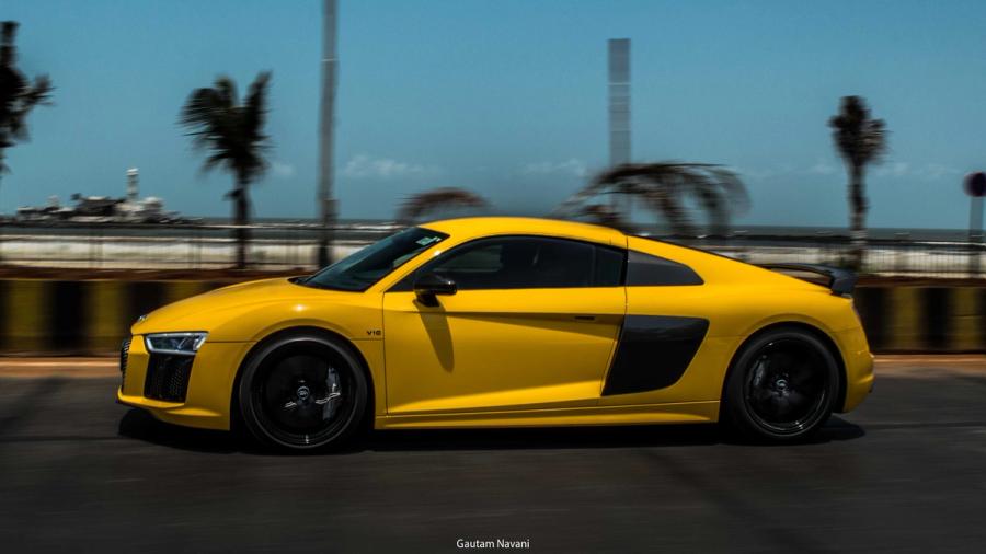 Audi R8 V10