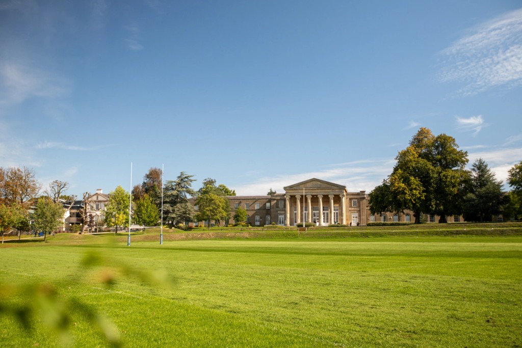 Far away image of Mill Hill School