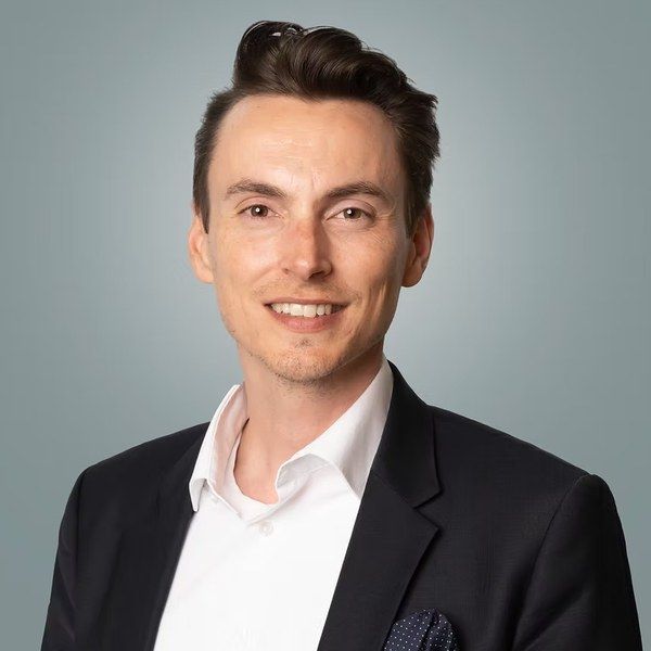 Dr. Johannes Wollenburg