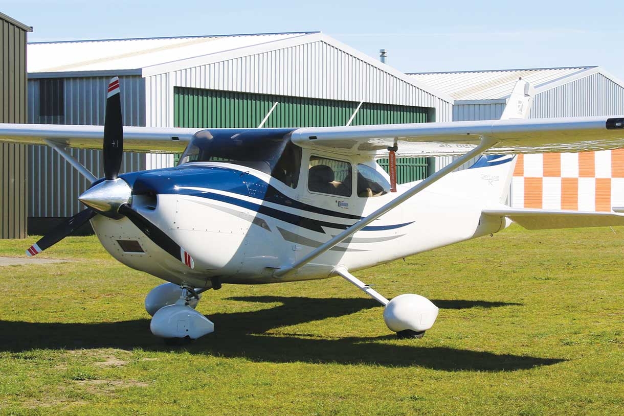 2005 CESSNA T182T SKYLANE