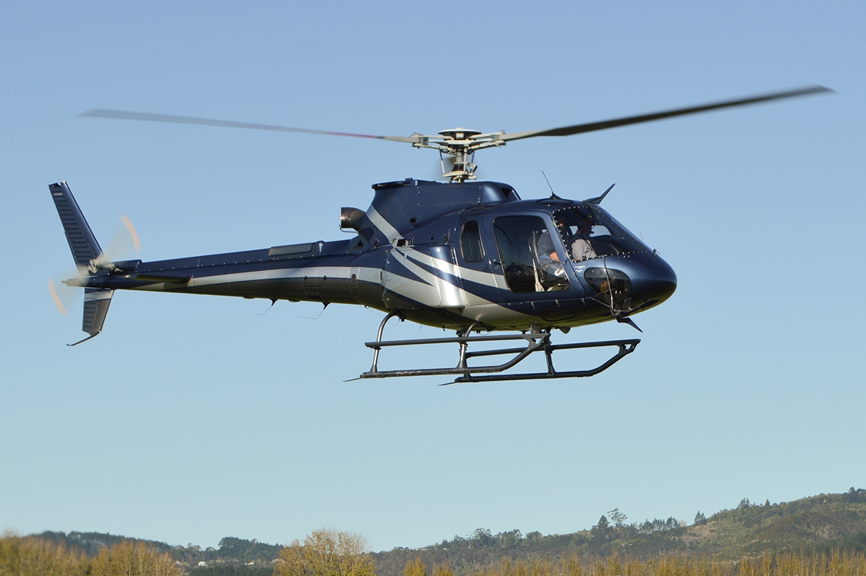 1998 Eurocopter AS350-B3 in flight