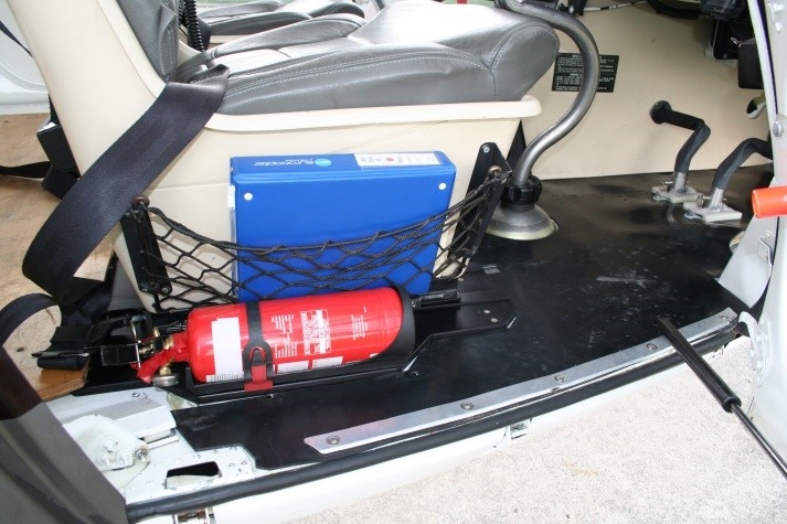 Pilot seat shift kit