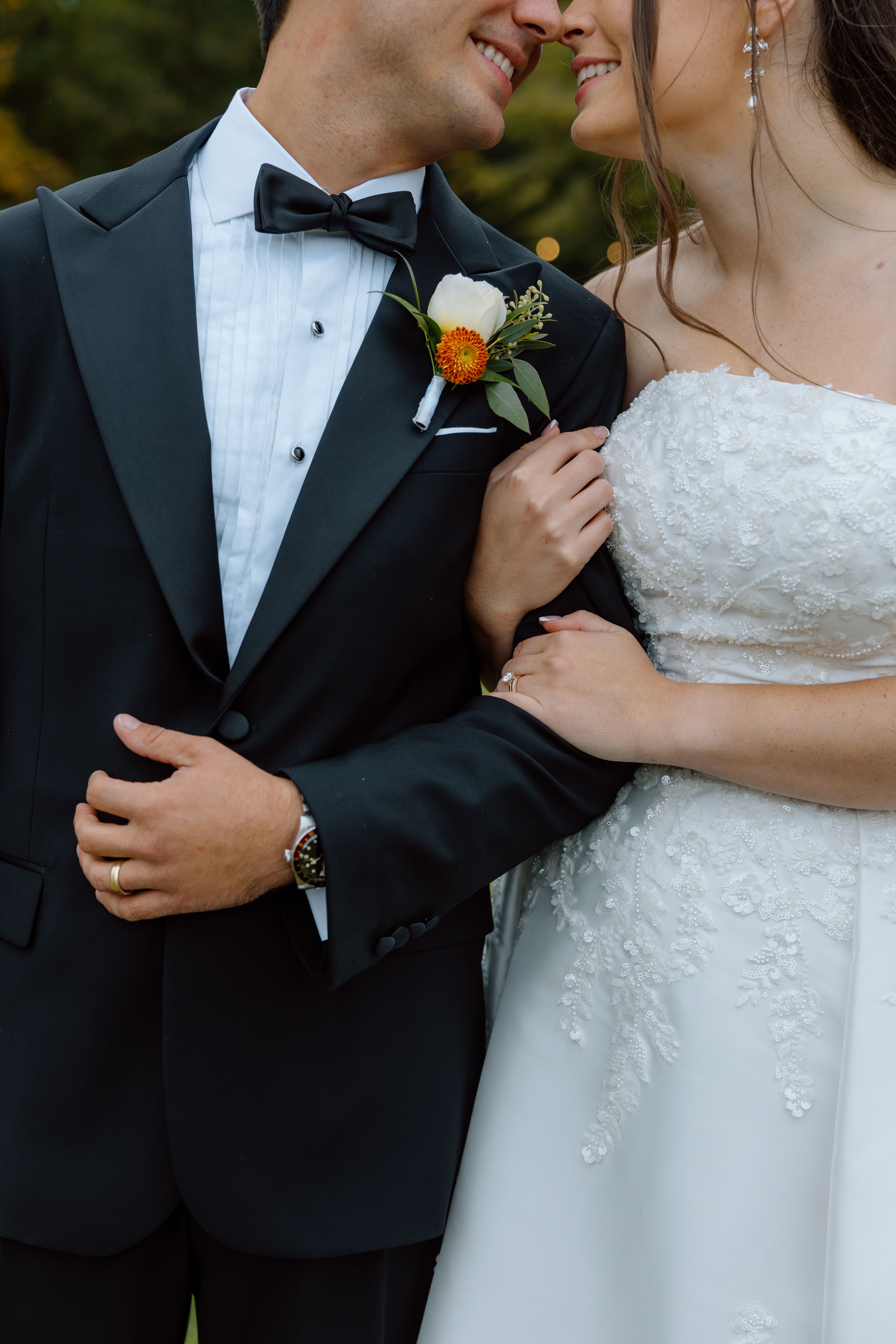 Ivory and a hint of Terracotta Groom Boutonnière Photographer: Holloway Creative Co.
