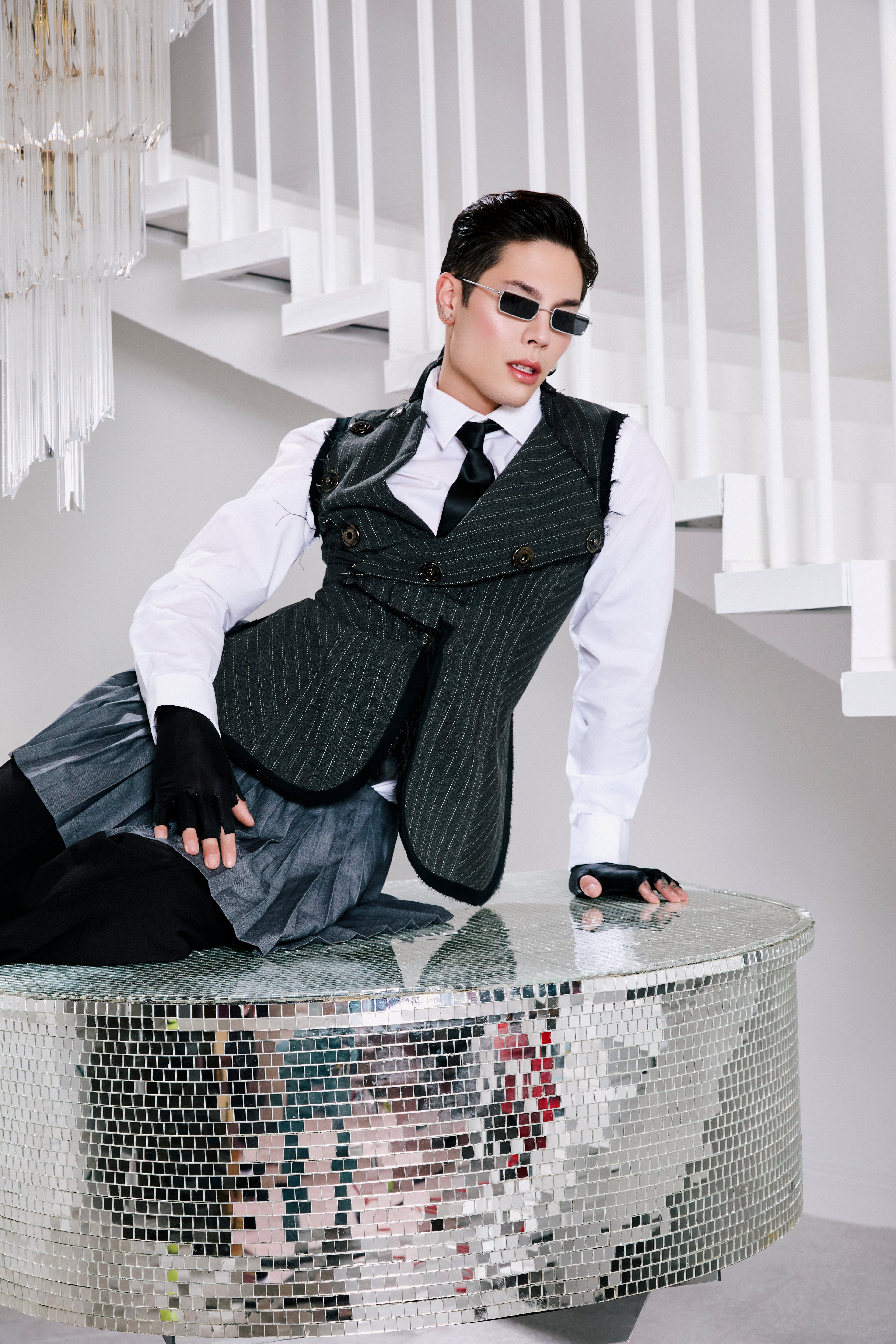 Homebody for LADYGUNN — 3
