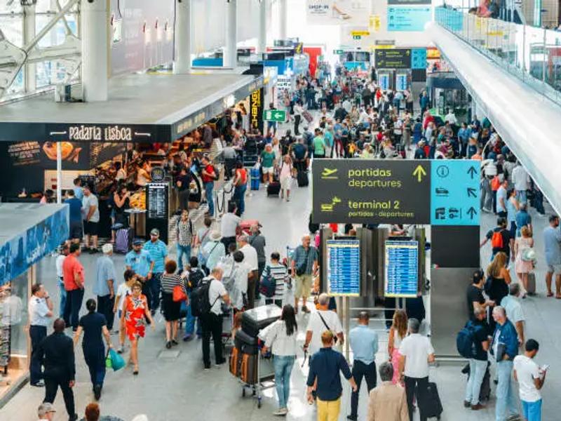 Convenience Meets Comfort: Top Hotels Near Lisbon Airport for a Seamless Stay cover image