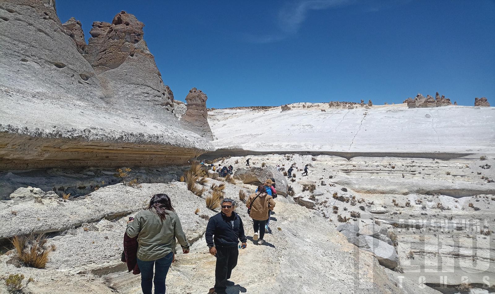 2DAY TRIP TO LAGUNA DE SALINAS AND COLCA CANYON - Photo 7