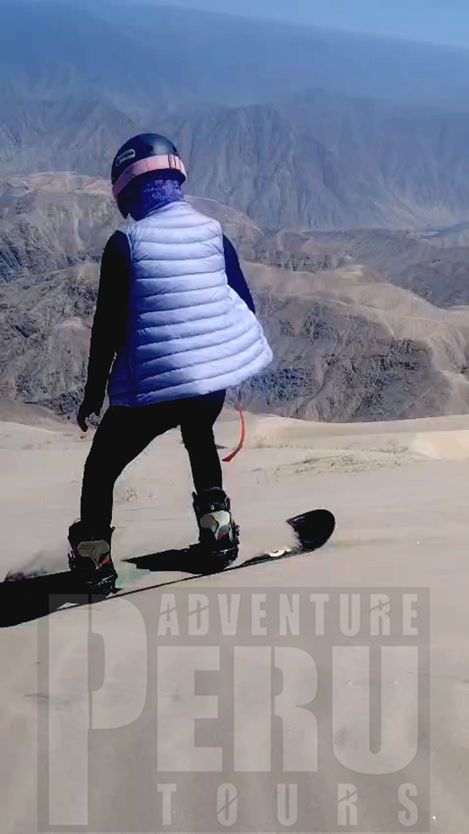 HALF DAY TREK AND SANDBOARDING ON CERRO BLANCO SAND DUNE NASCA - Photo 5
