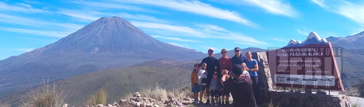 Daily trekking tours around volcan Misti 5820M of altitude.