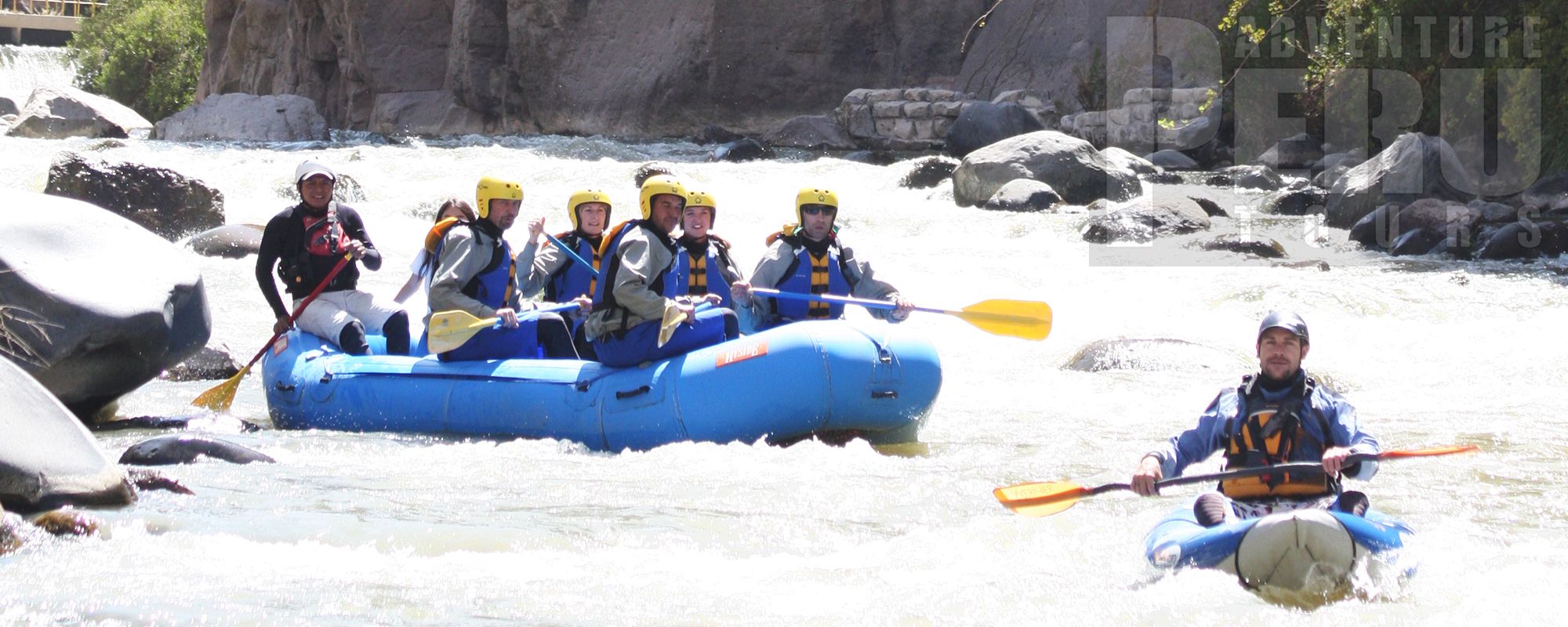 BIKE TOUR AROUND MISTI VOLCANO AND CHILI RIVER RAFTING TOUR