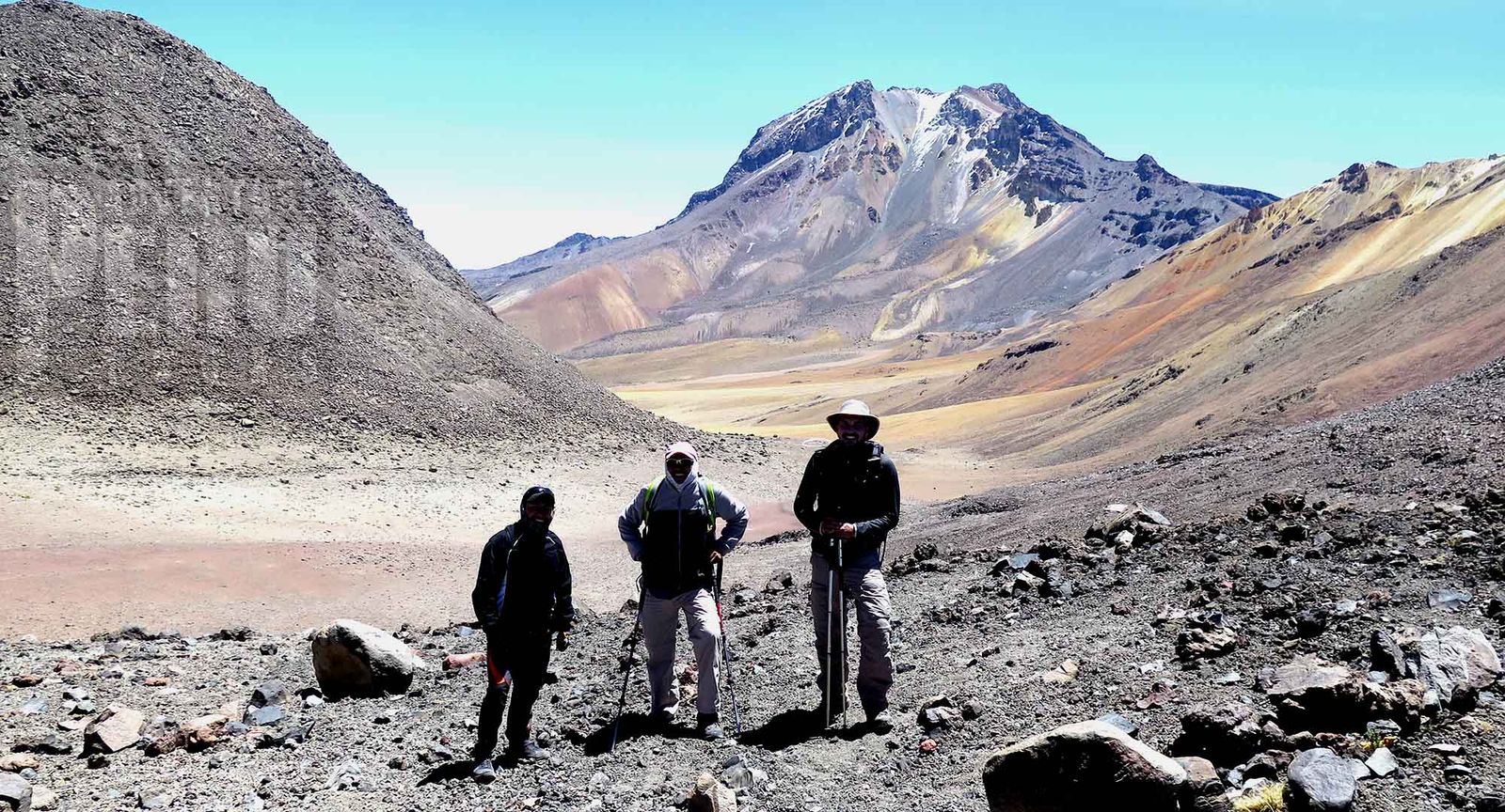 PUKA Q'ELLO VALLEY TREKKING AREQUIPA - Photo 6