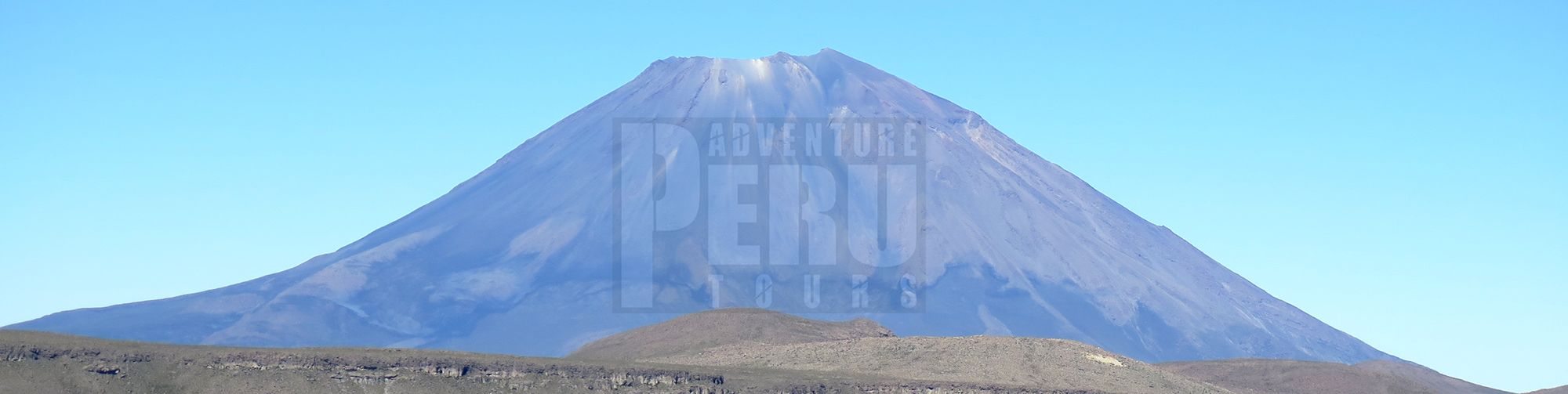 2 DAYS TREK TO TOP VOLCAN MISTI BY LAGUNA DE SALINAS AND AGUADA BLANCA