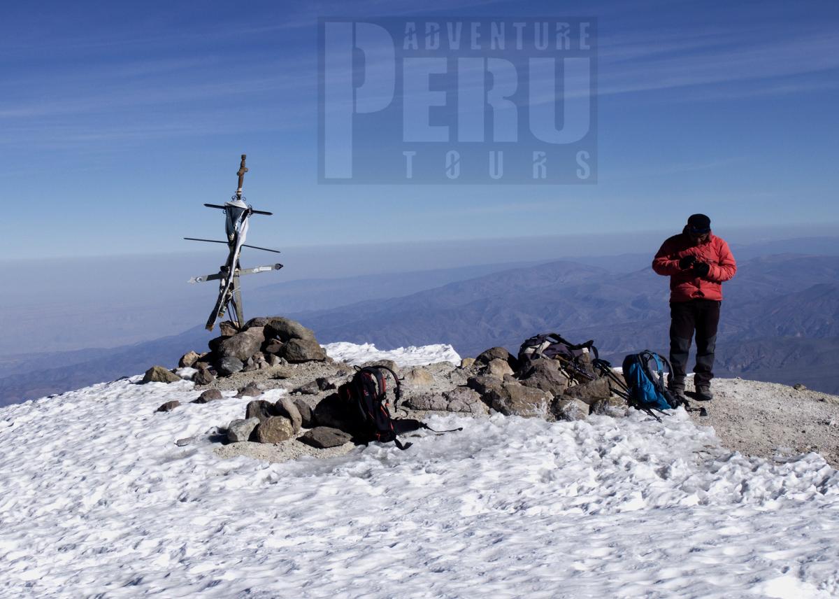 At the top of volcan Chachani 2070M.