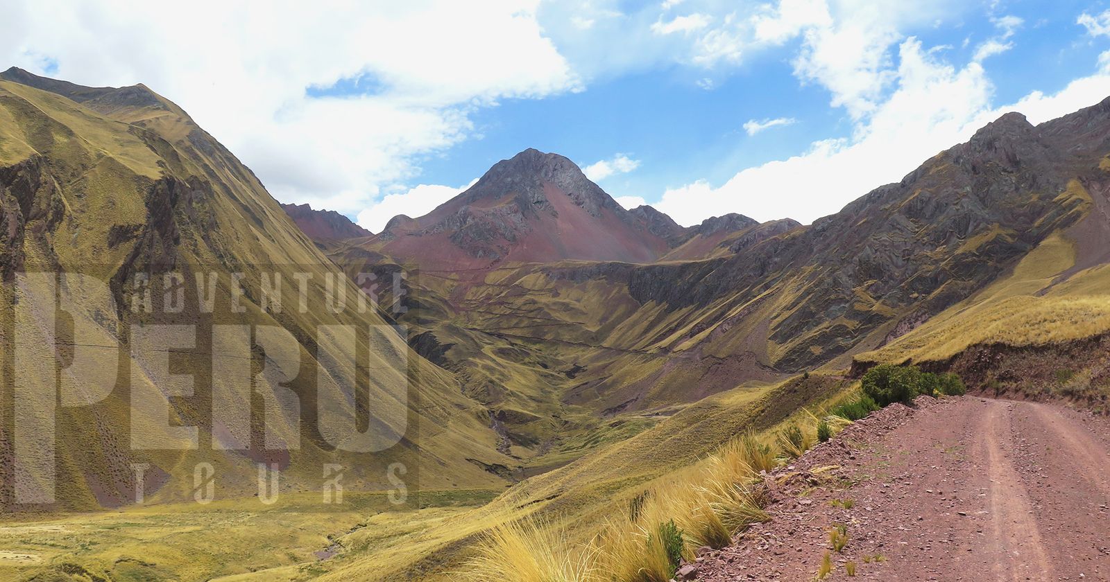 PRIVATE SHUTTLE FROM CUSCO TO PUNO WITH STOP AND HIKE AT PALLAY PUNCHO RAINBOW MOUNTAIN - Photo 6
