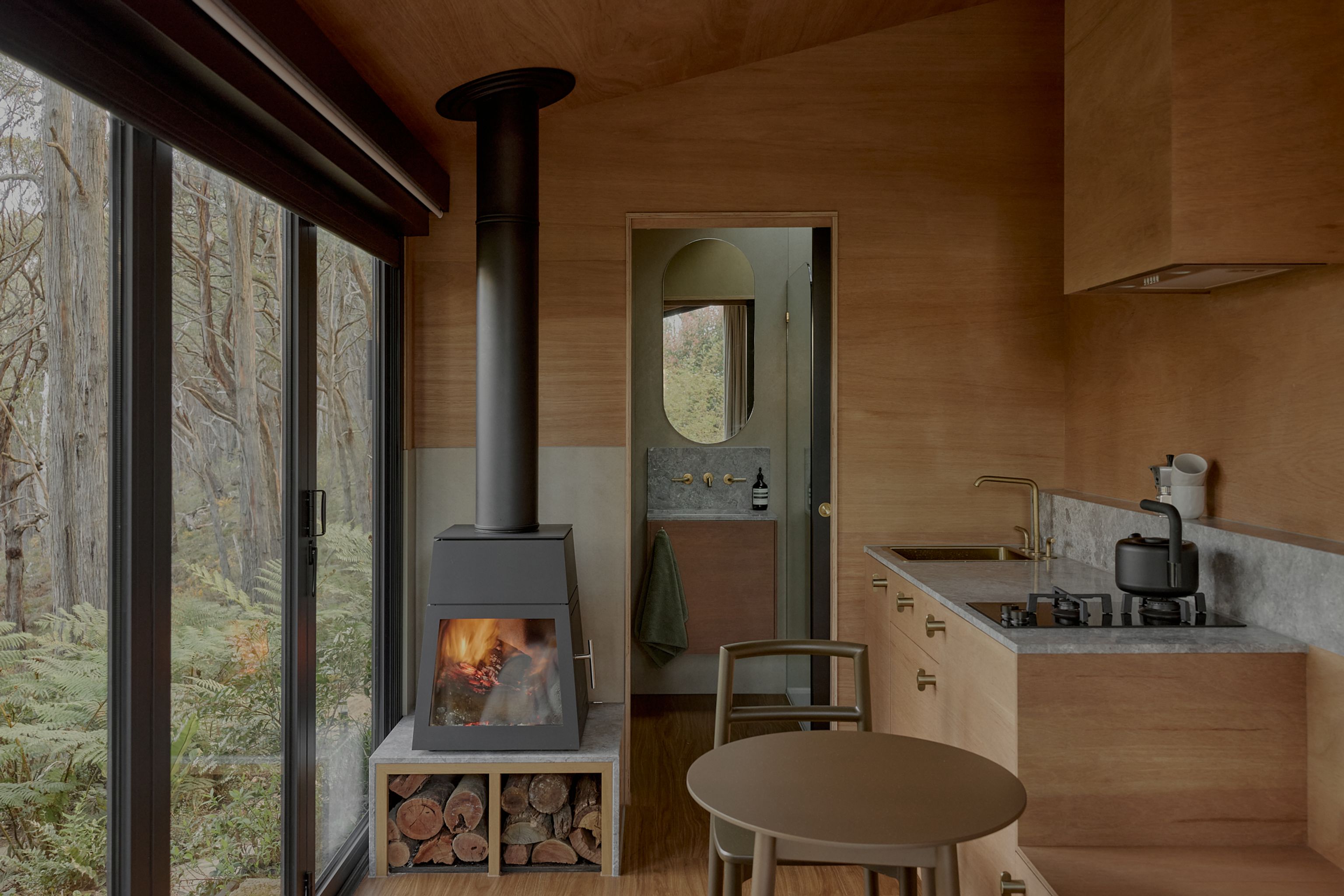 High end luxury cabin in Adelaide Hills