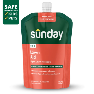 Sunday Lawn Aid heat stress treatment 42 oz pouch with hose-end sprayer for lawn heat stress prevention