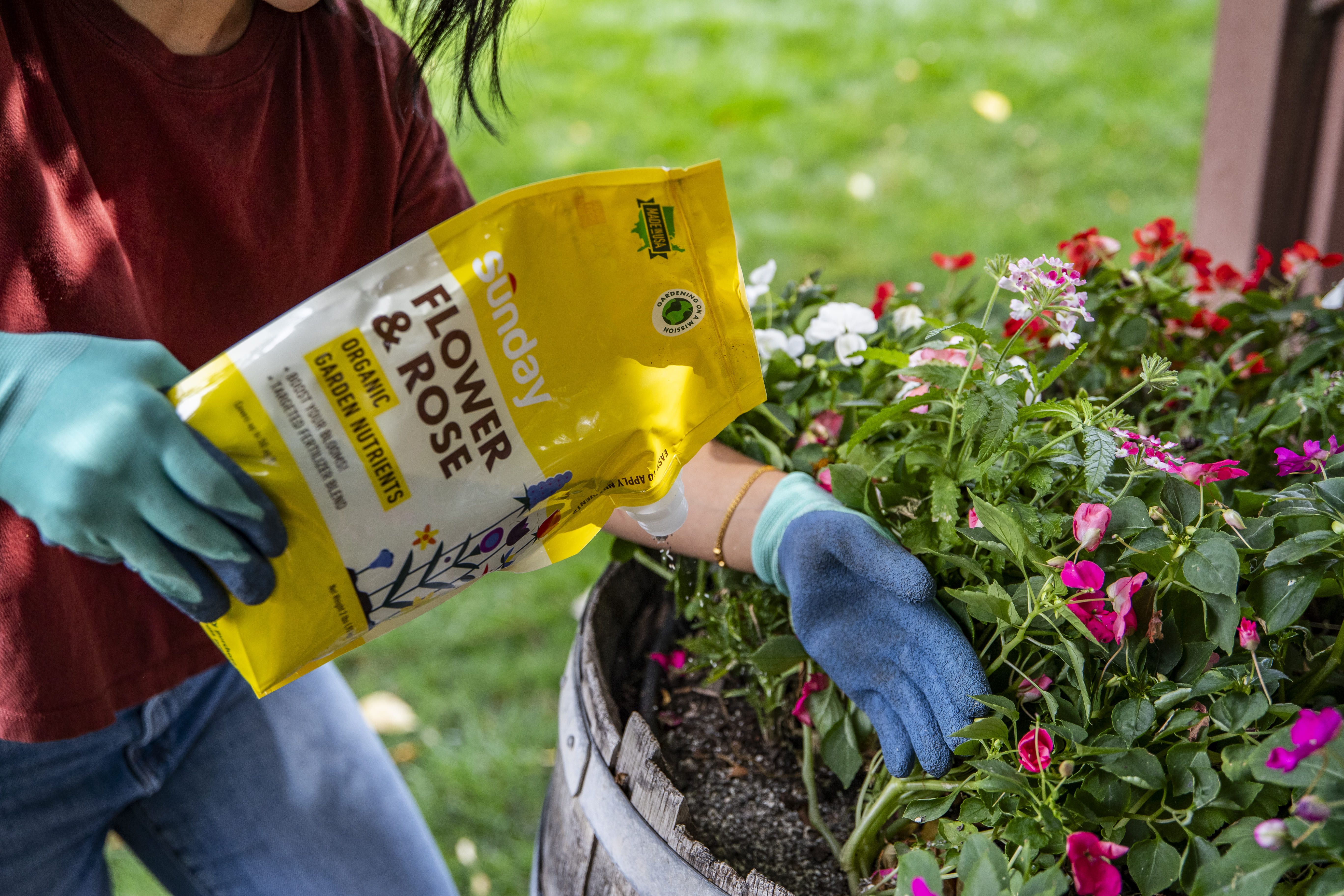 Flower & Rose Organic Garden Nutrients in flower garden
