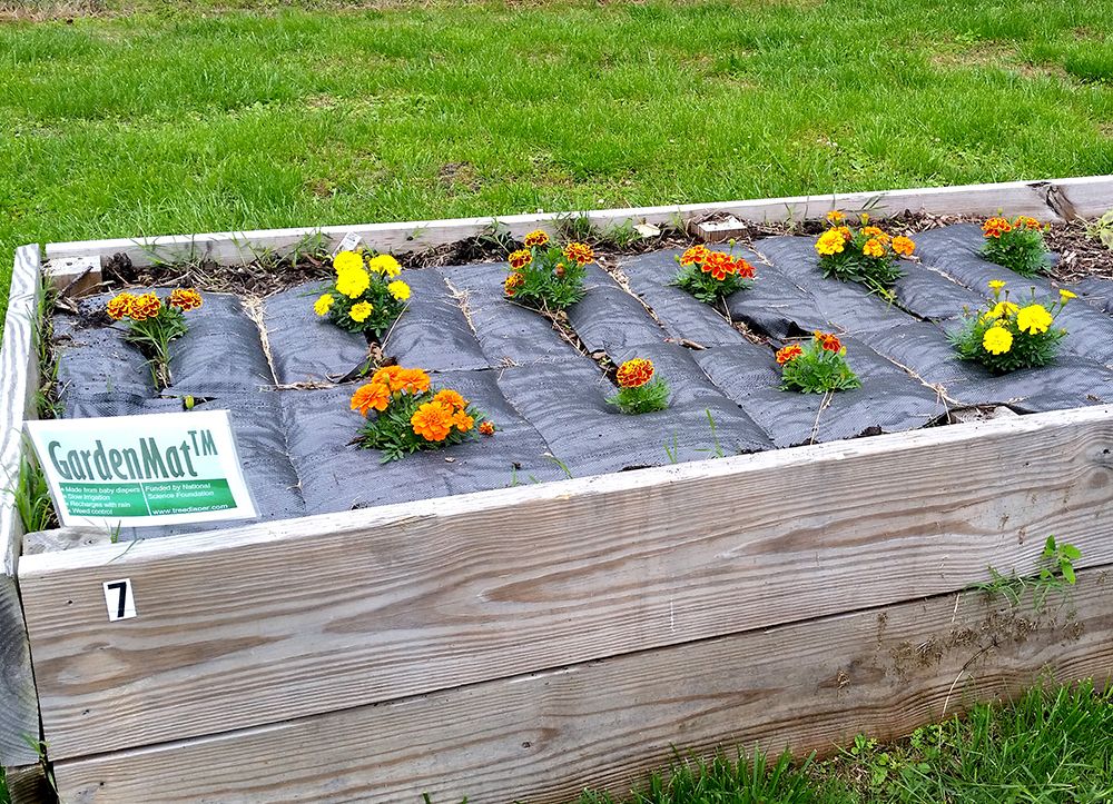 TreeDiaper Garden Hydration Mat Flower Bed