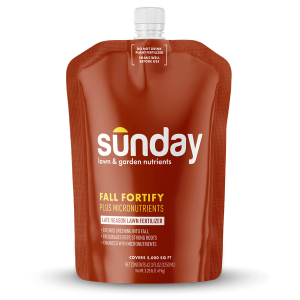 Fall Fortify Plus liquid lawn fertilizer pouch