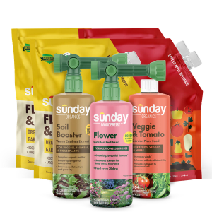 Veggie & Garden Kit includes: Flower & Rose Organic Garden Fertilizer, Veggie & Tomato Organic Garden Fertilizer, Sunday Organics Soil Booster, WonderFert Flower Garden Fertilizer, Sunday Organics Veggie & Tomato, and Hose End Garden Sprayer (Rigid)