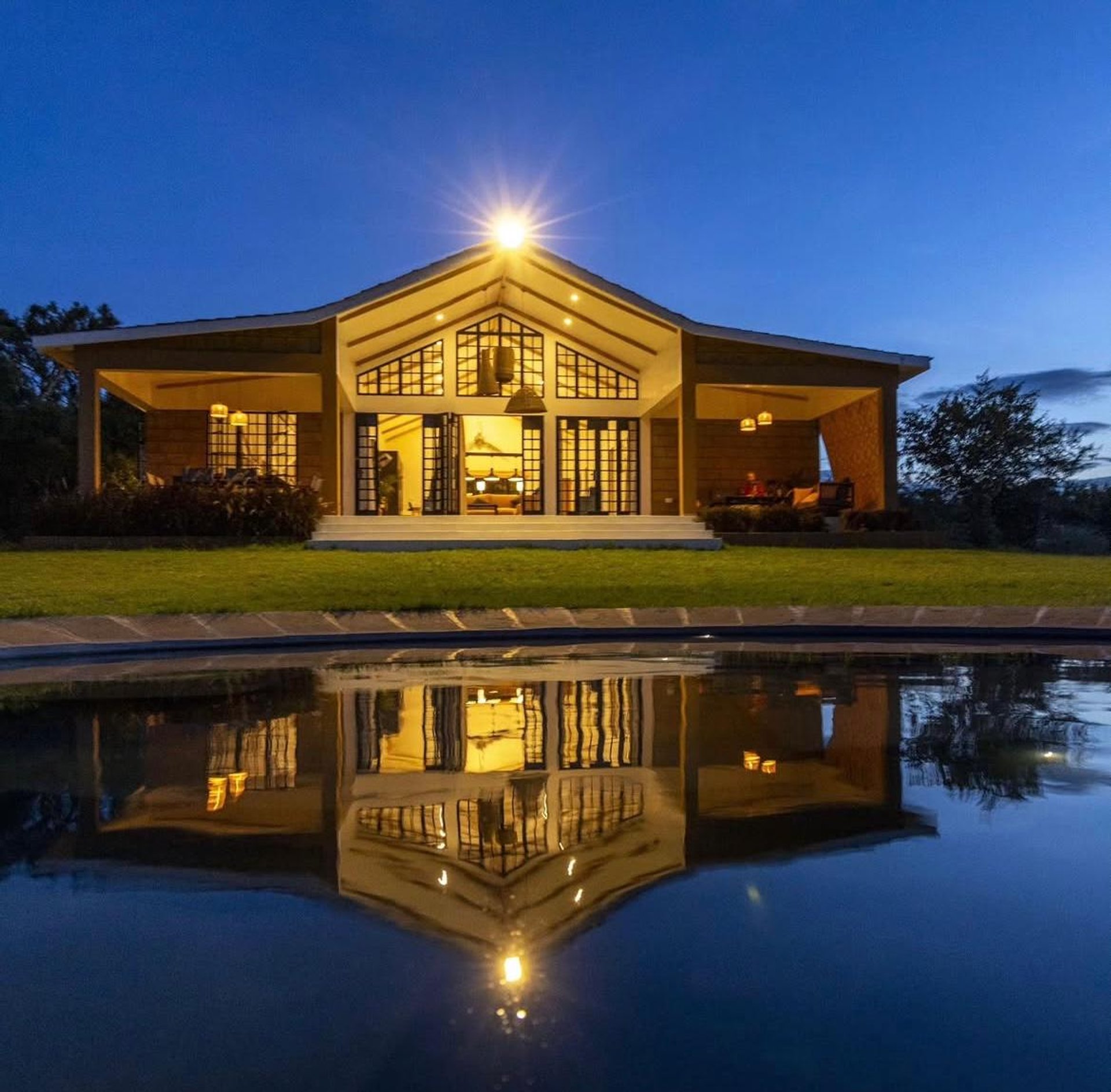 Hangar nine — luxury Forest Escape in Kajiado, Kenya
