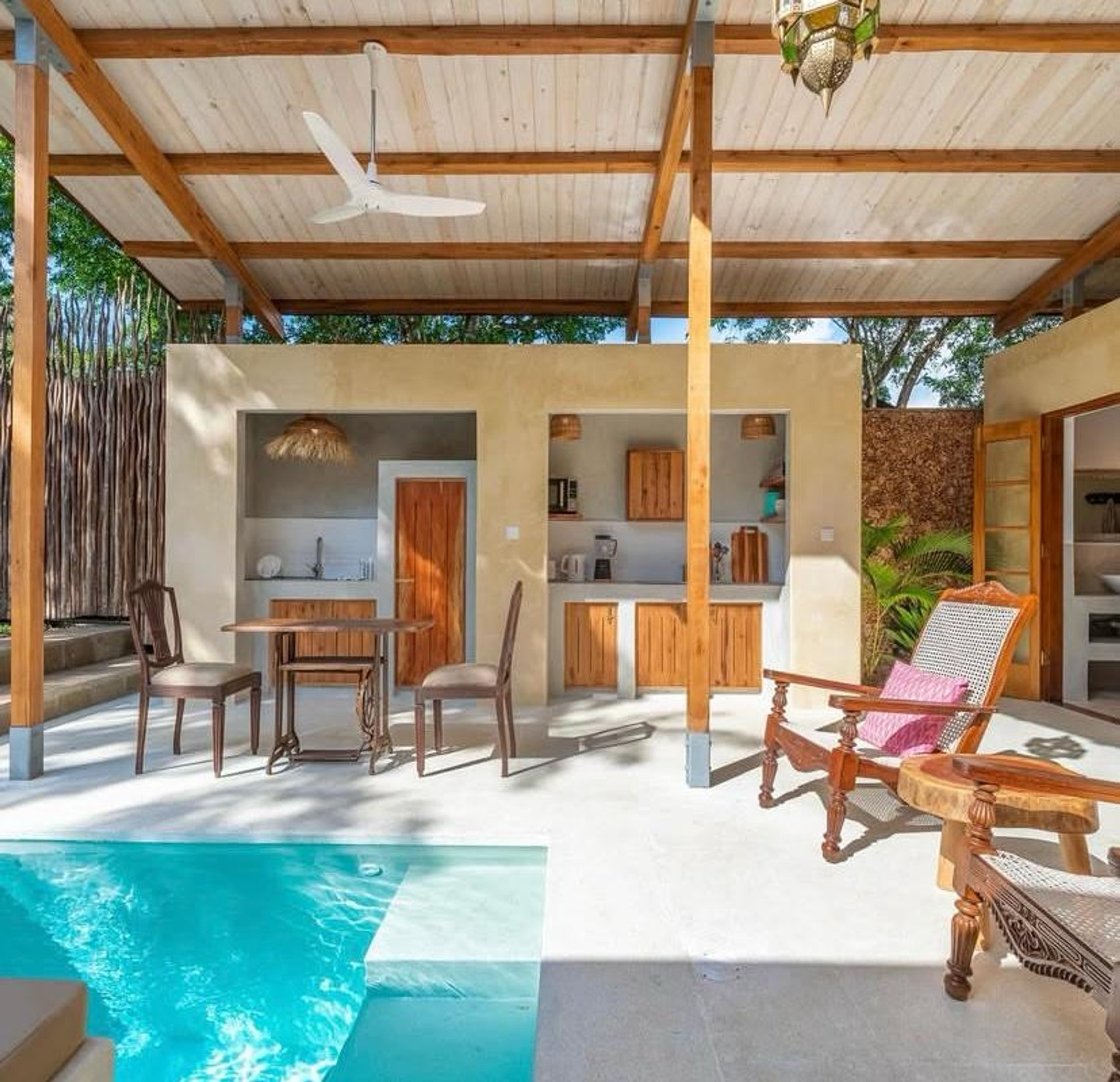 Vervet suite — Diani, Kenya
