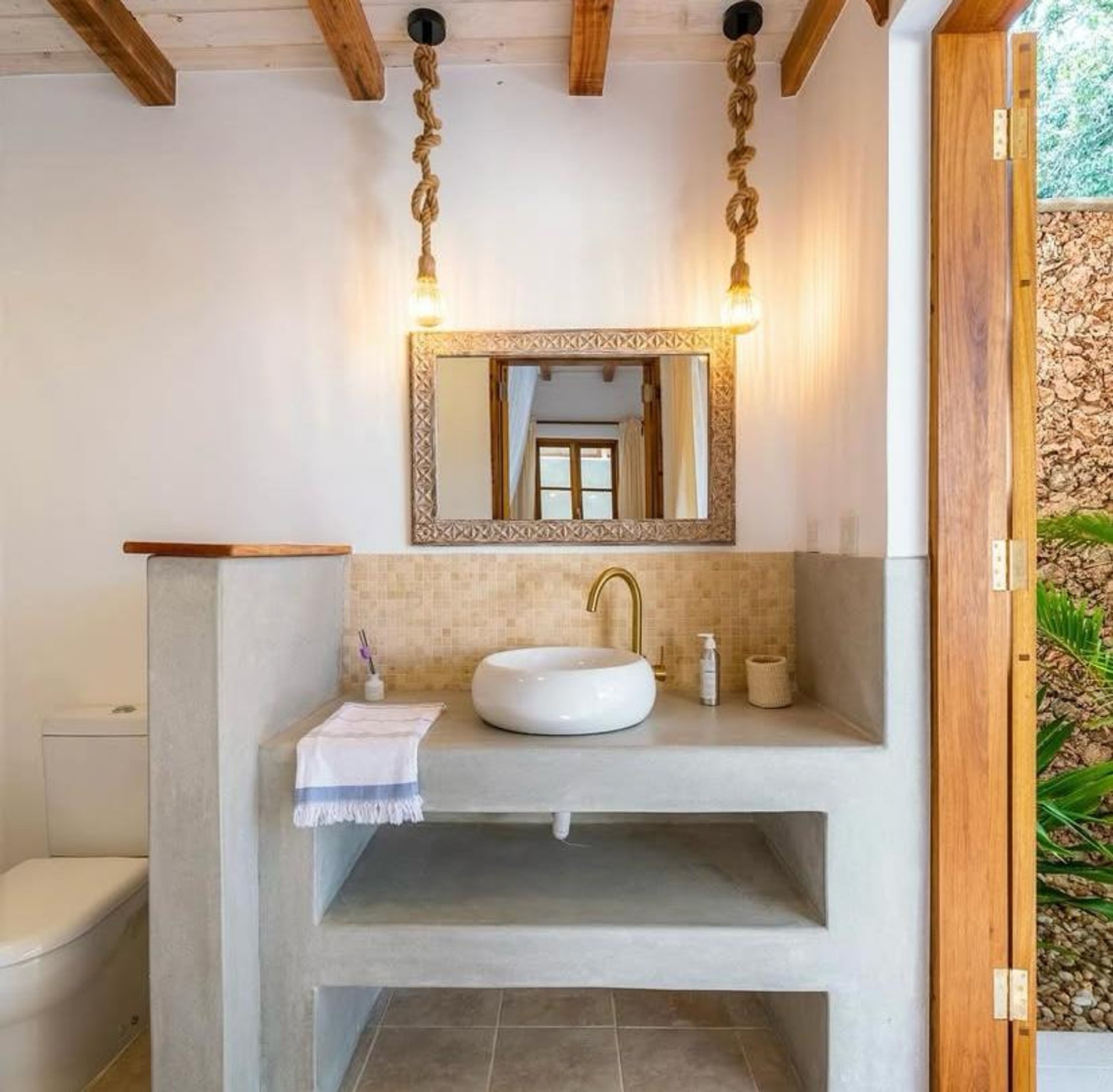 Vervet suite — Diani, Kenya