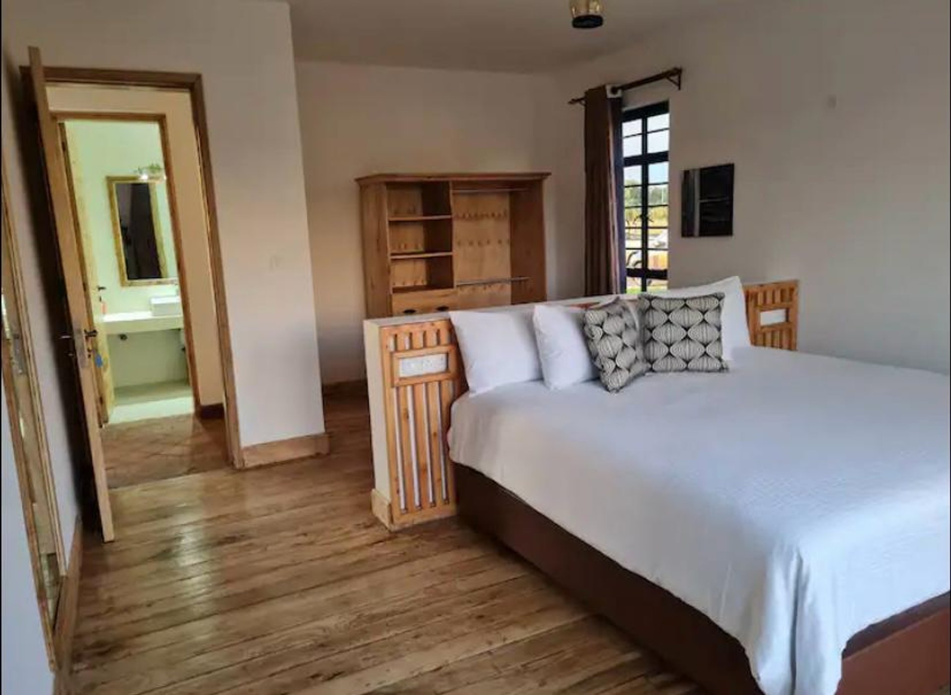 The landing 2 bedroom cottages — Nanyuki, Kenya