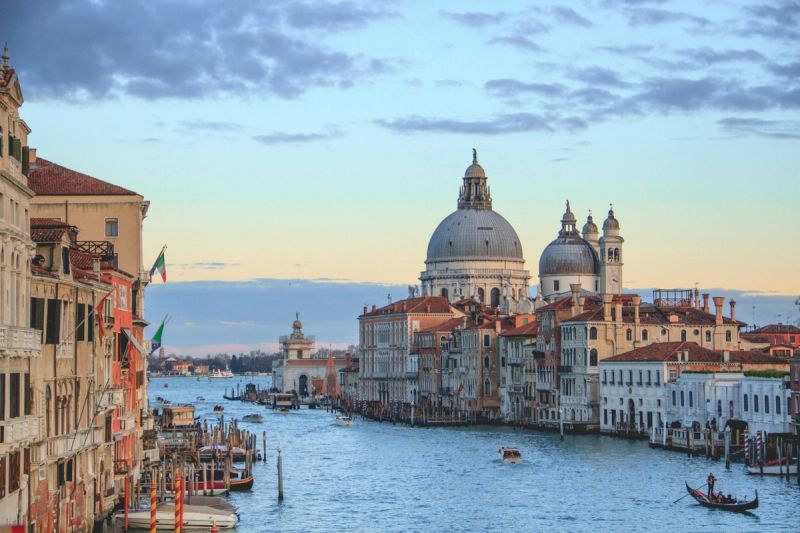 Euro Grand 13 Days – 7 Countries Europe gallery 3