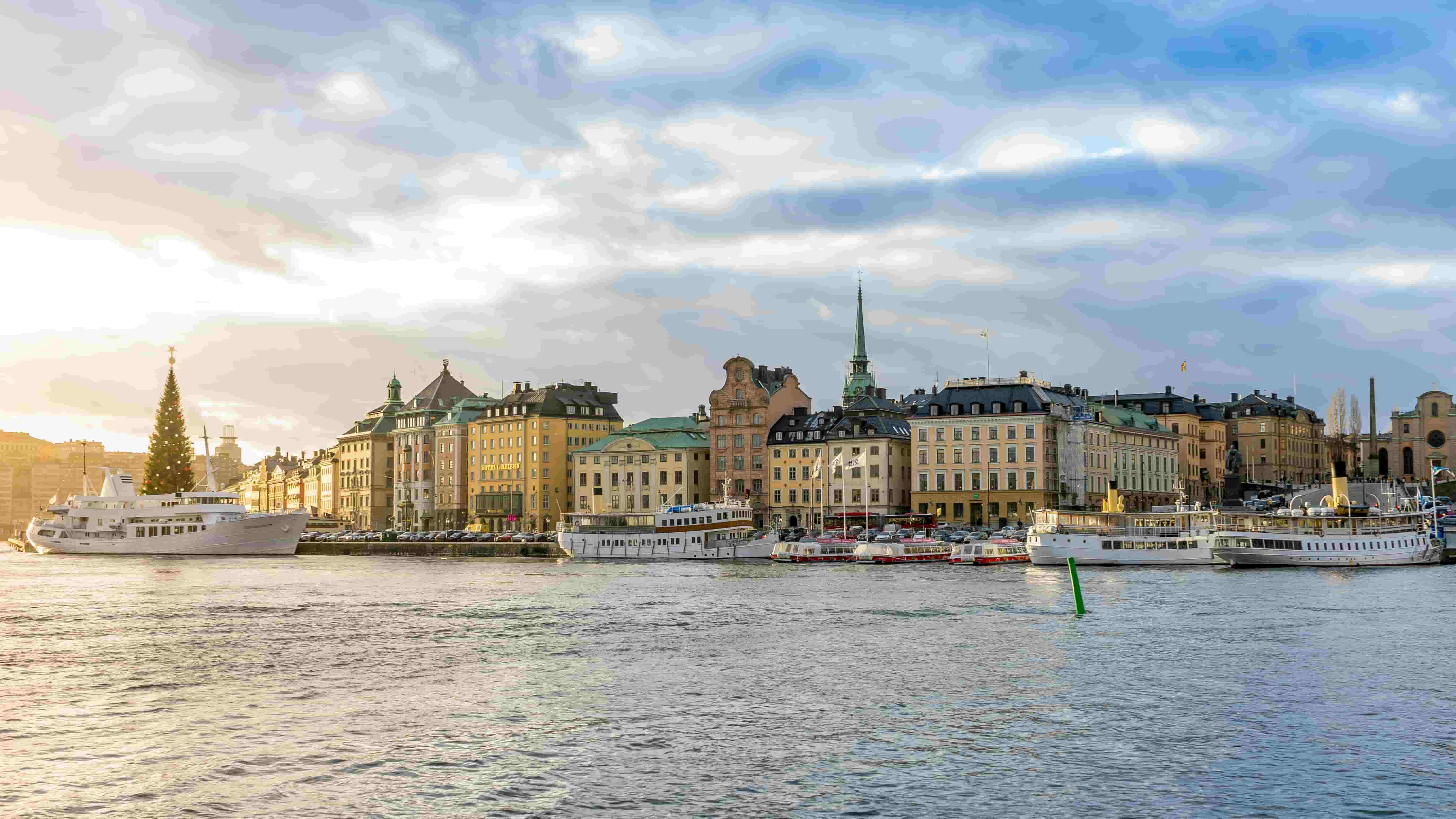 Scandinavia 8N|9D  Group Trip