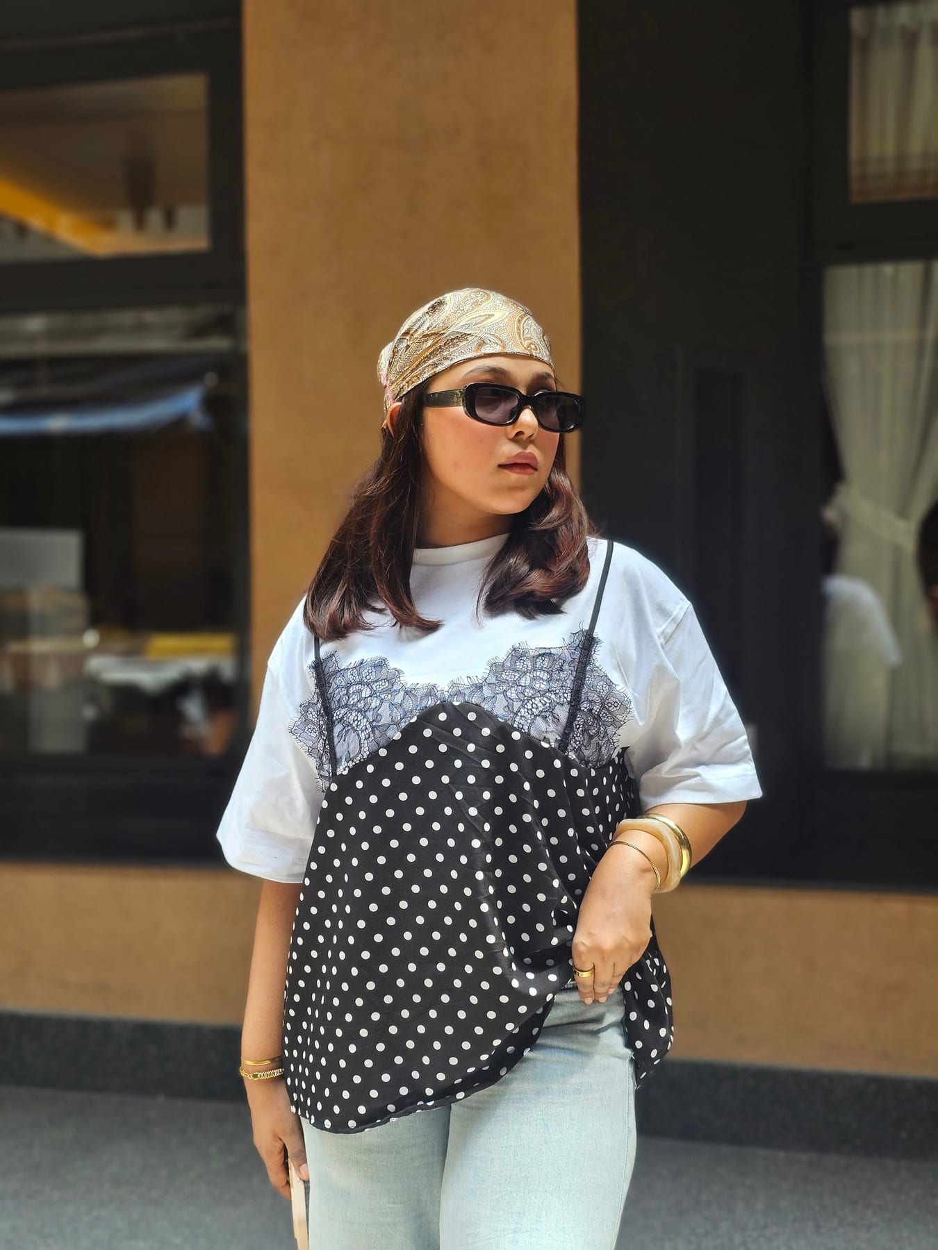 Polka-dot cami layered tee — white