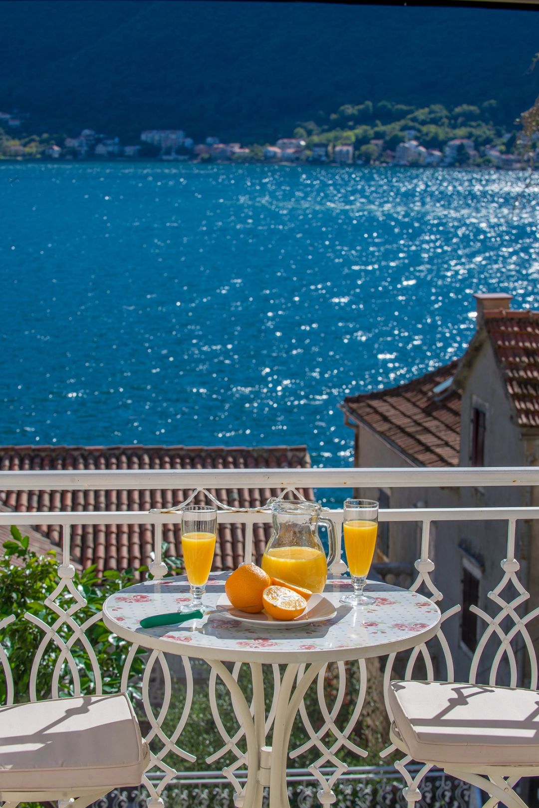 Deluxe Apartment with a sea view and balcony | Hotel Conte - Ocean View Condominiums With High Rise Building And Private Balcony