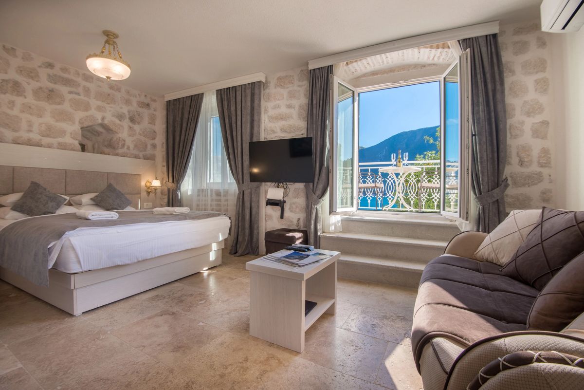 conte durini apartments & rooms