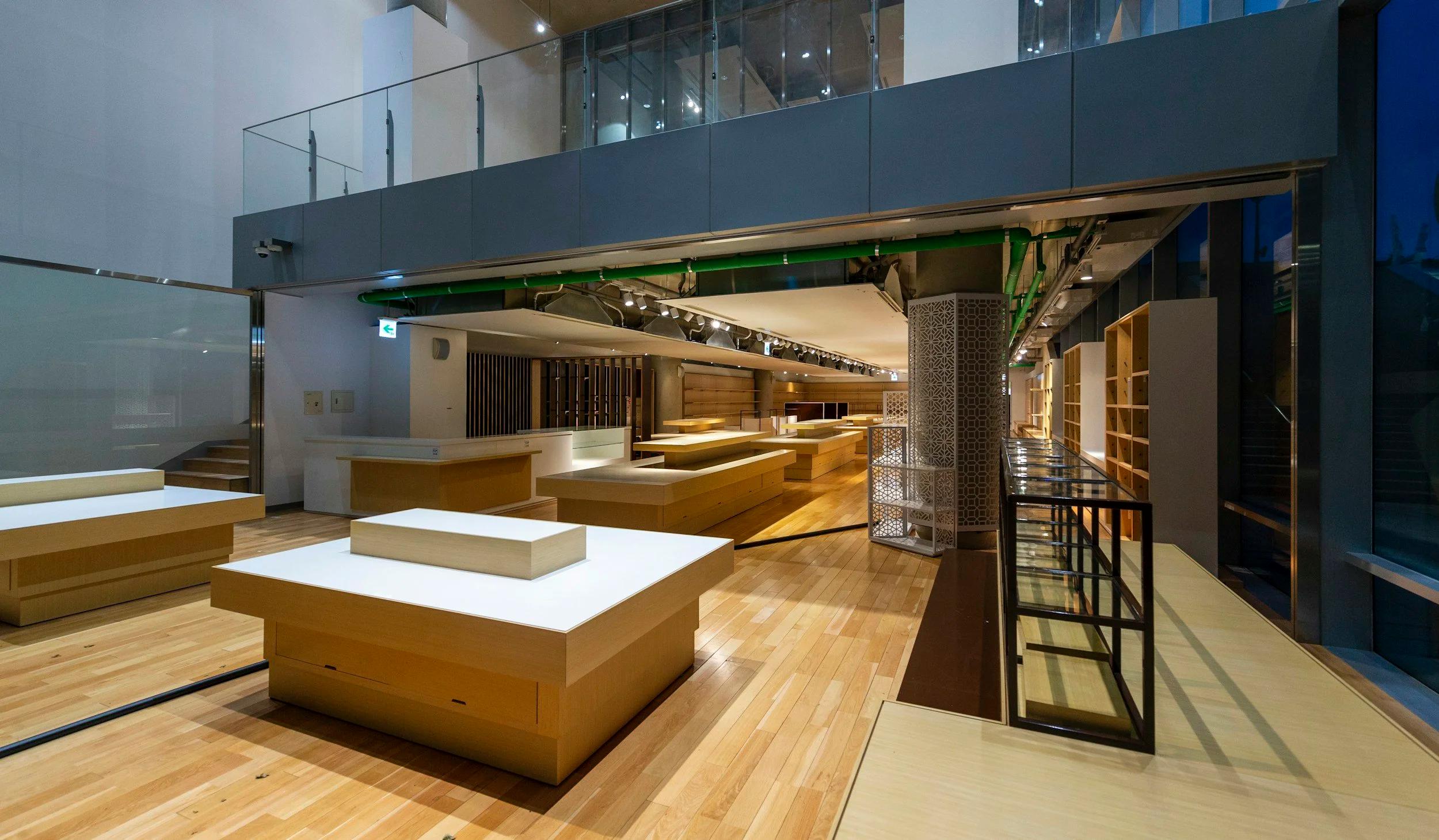 Creating a Bespoke Online Store for Custom Furniture Orders