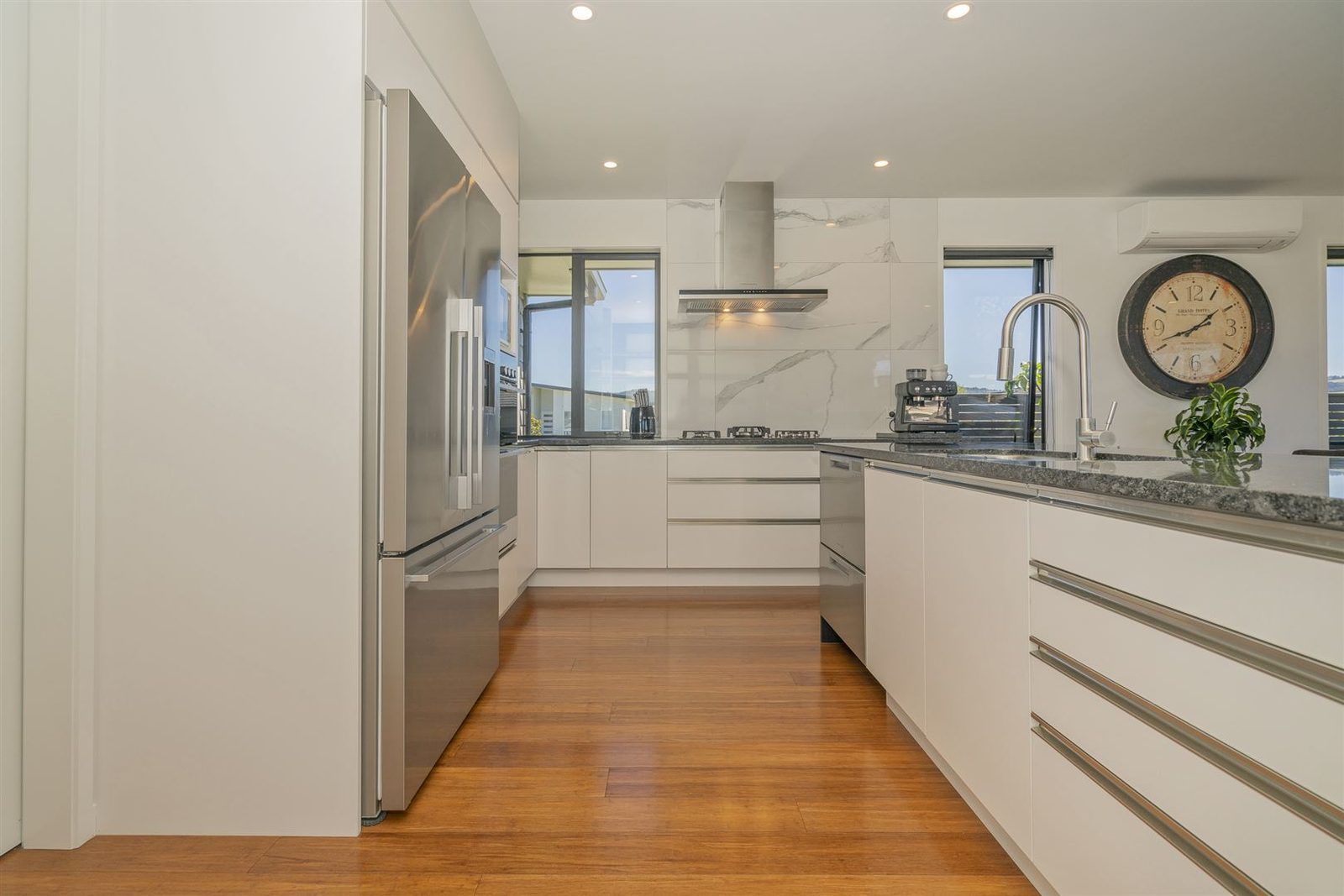 Kupe Drive 1 — kitchen from the dining