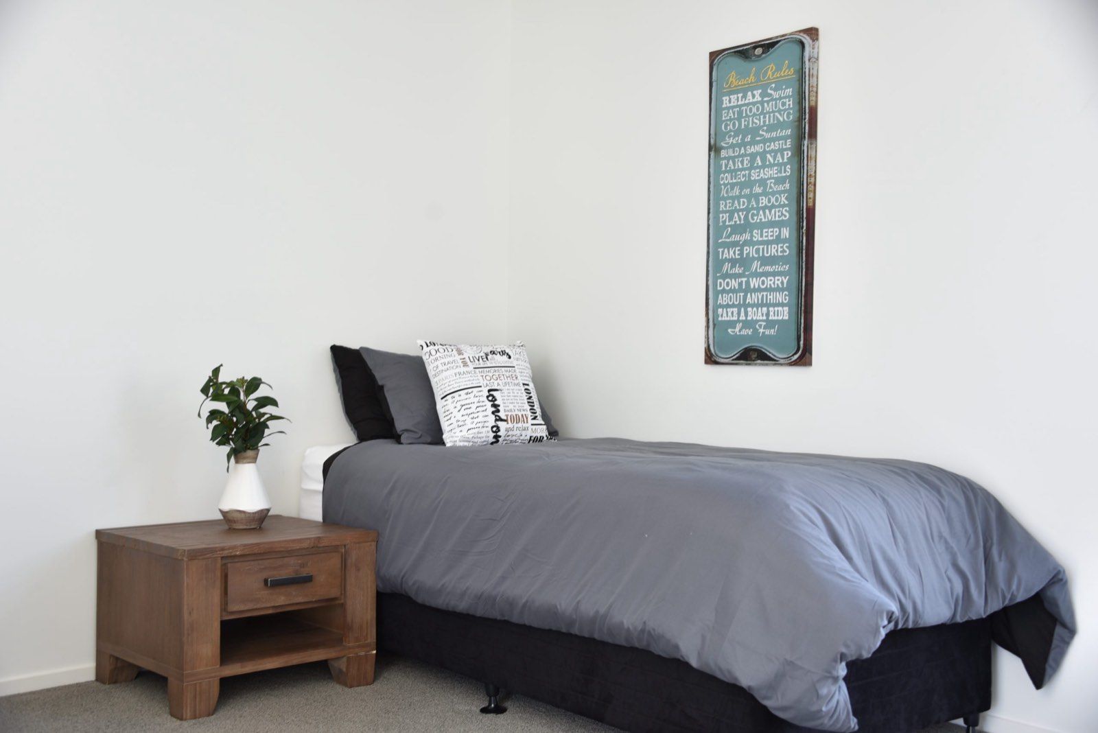 Buffalo Beach — bedroom