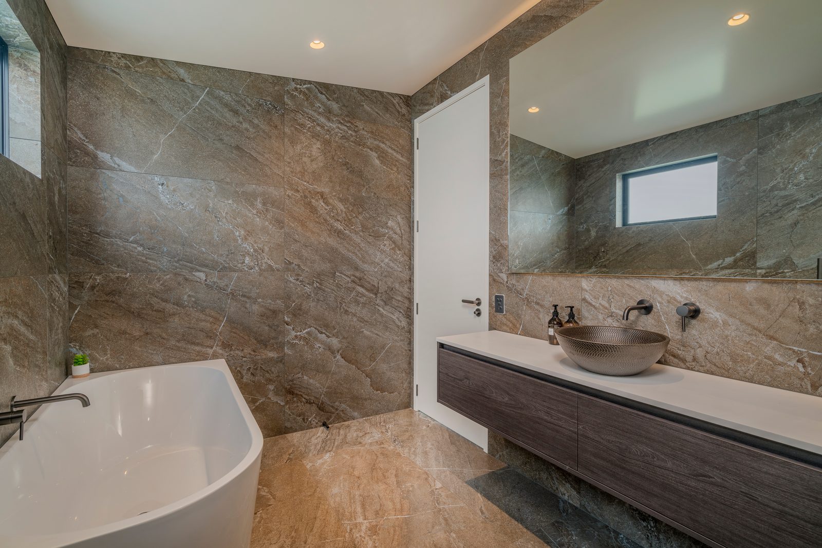 Cook Drive, Whitianga — bathroom
