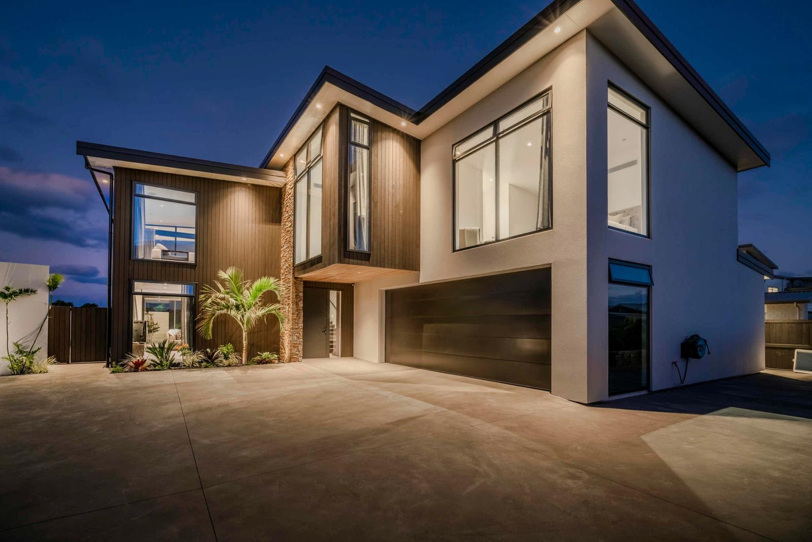 Street elevation of a completed Ohlson + Whitelaw home