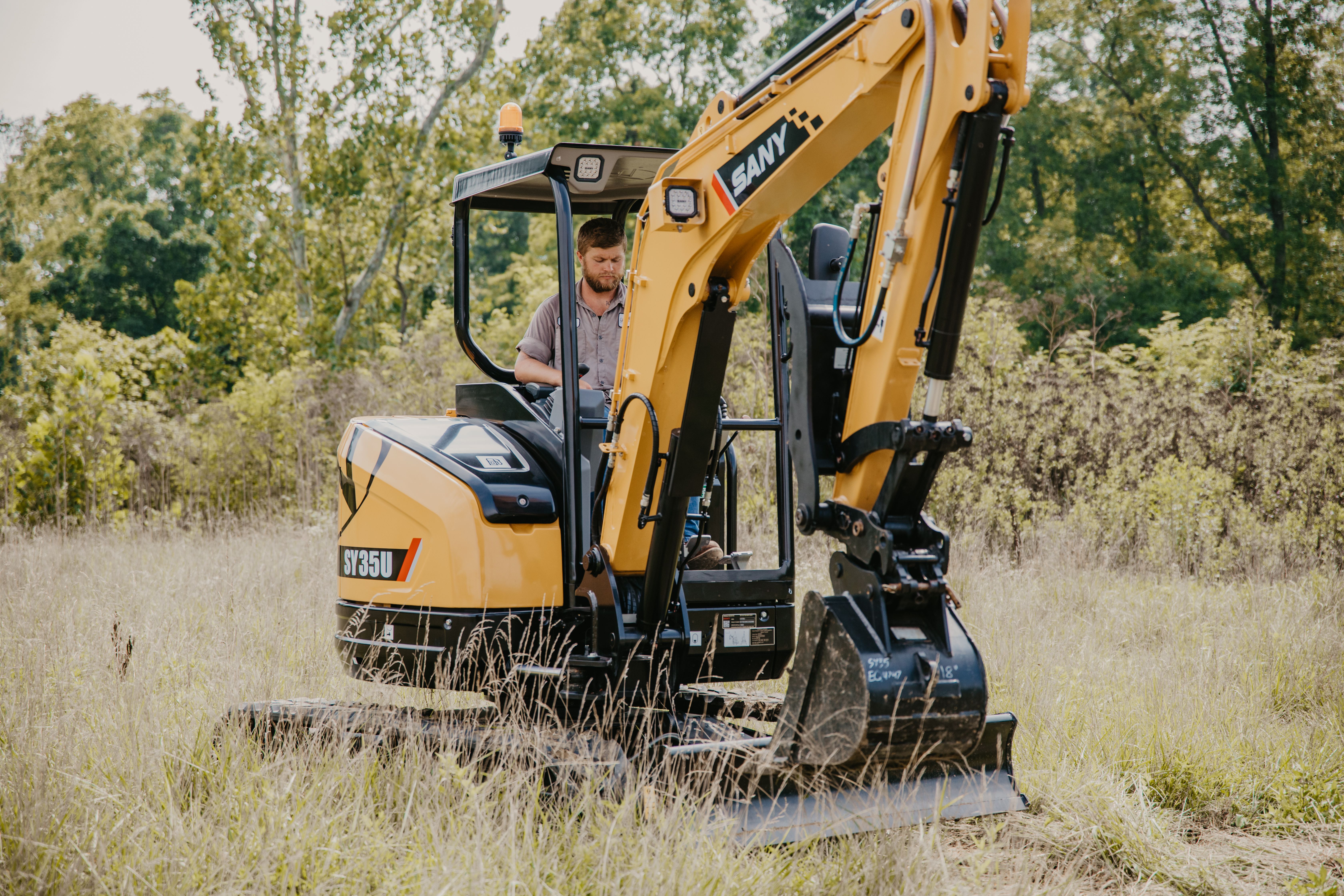 sany-sy35u-digging-demo