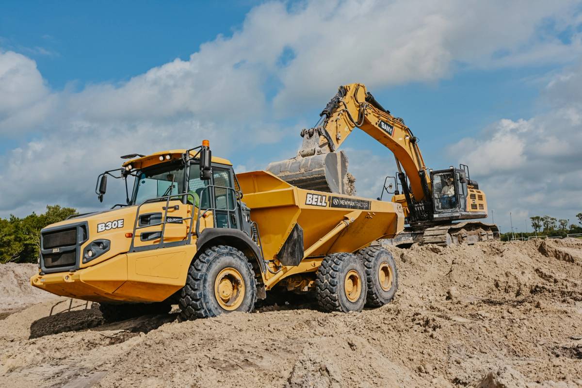 SANY 500 loads bell b30