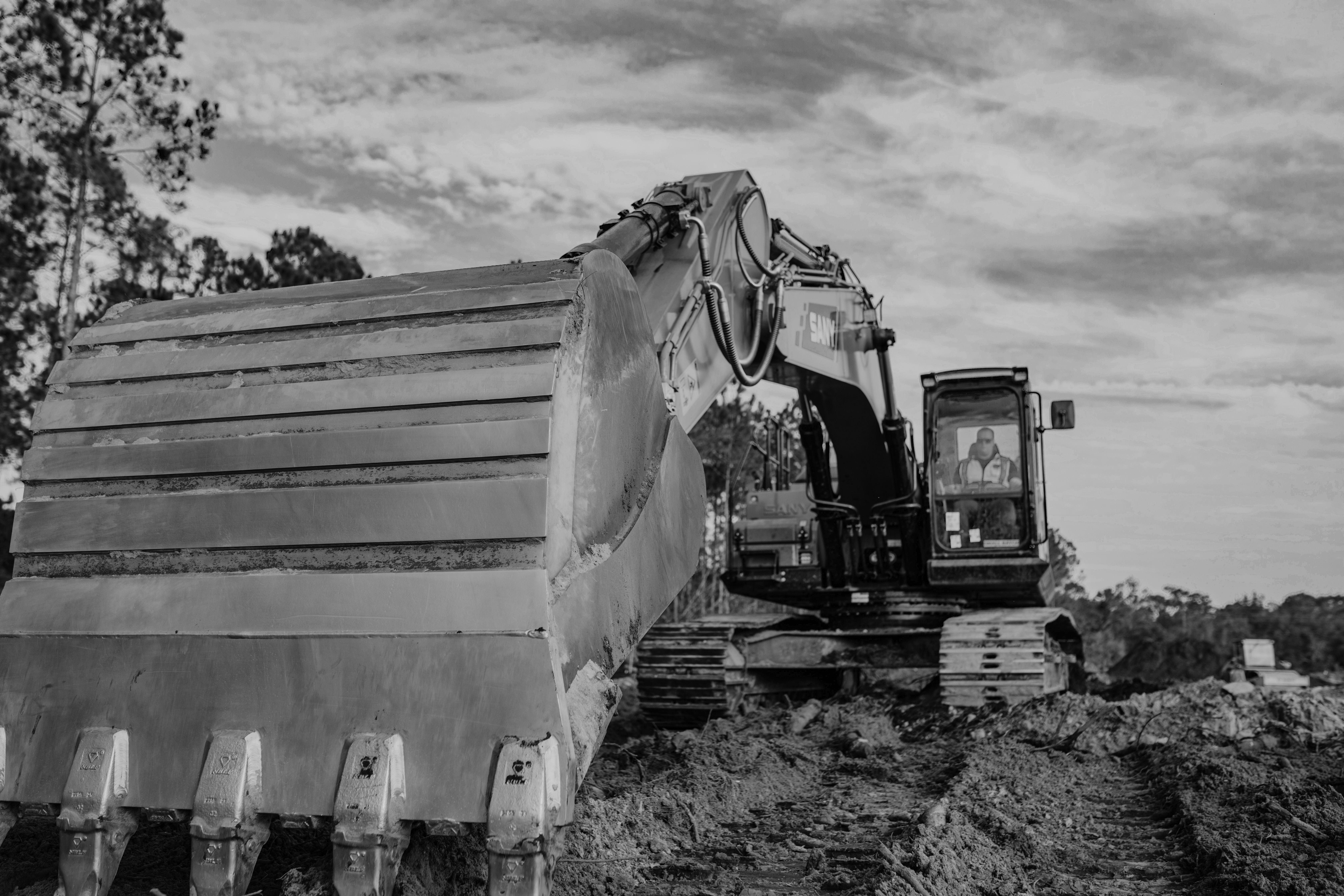 Newman Tractor Image