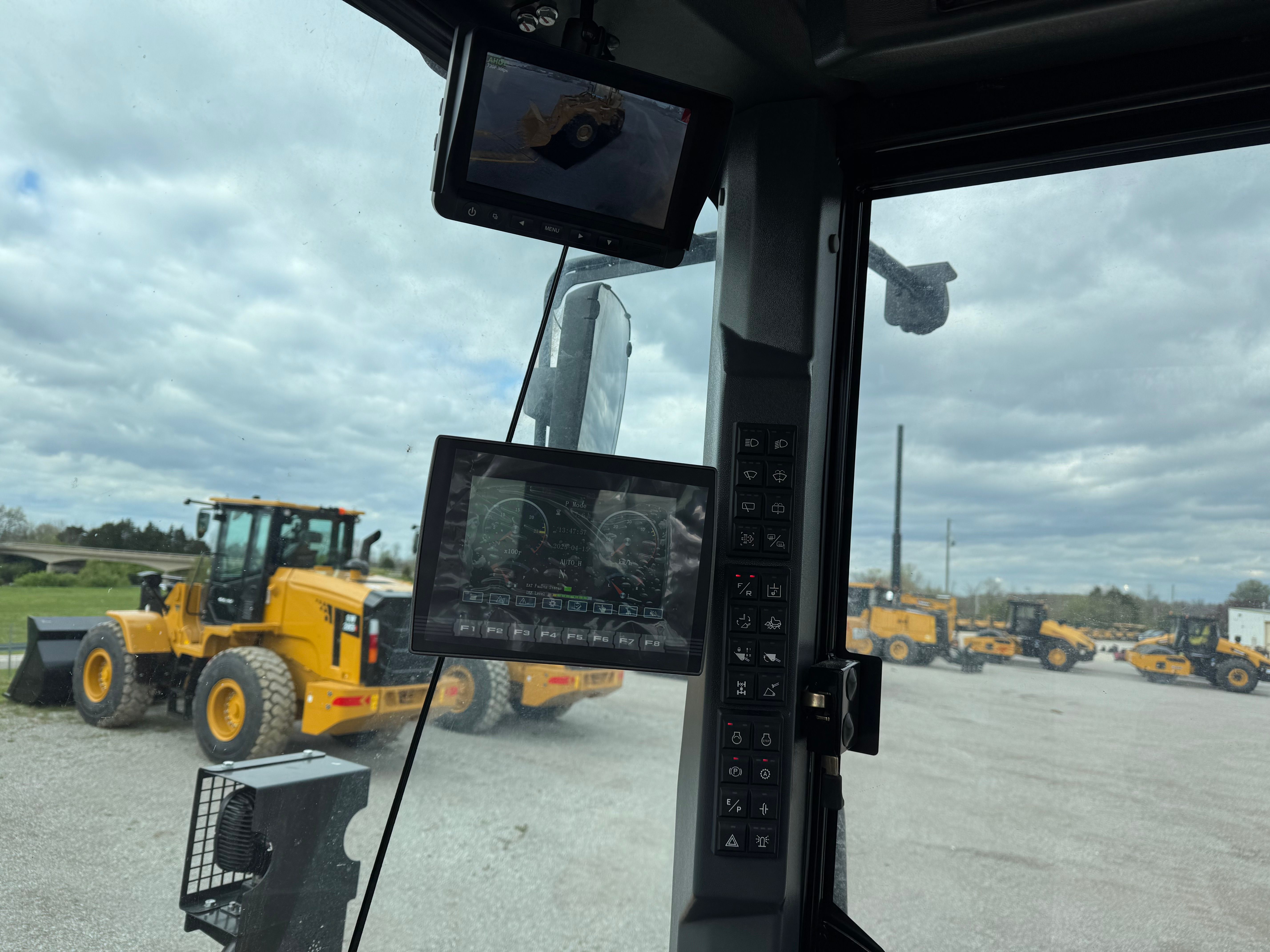 2025 SANY SANY SW405K 4CU YARD WHEEL LOADER Photo 8 Thumbnail