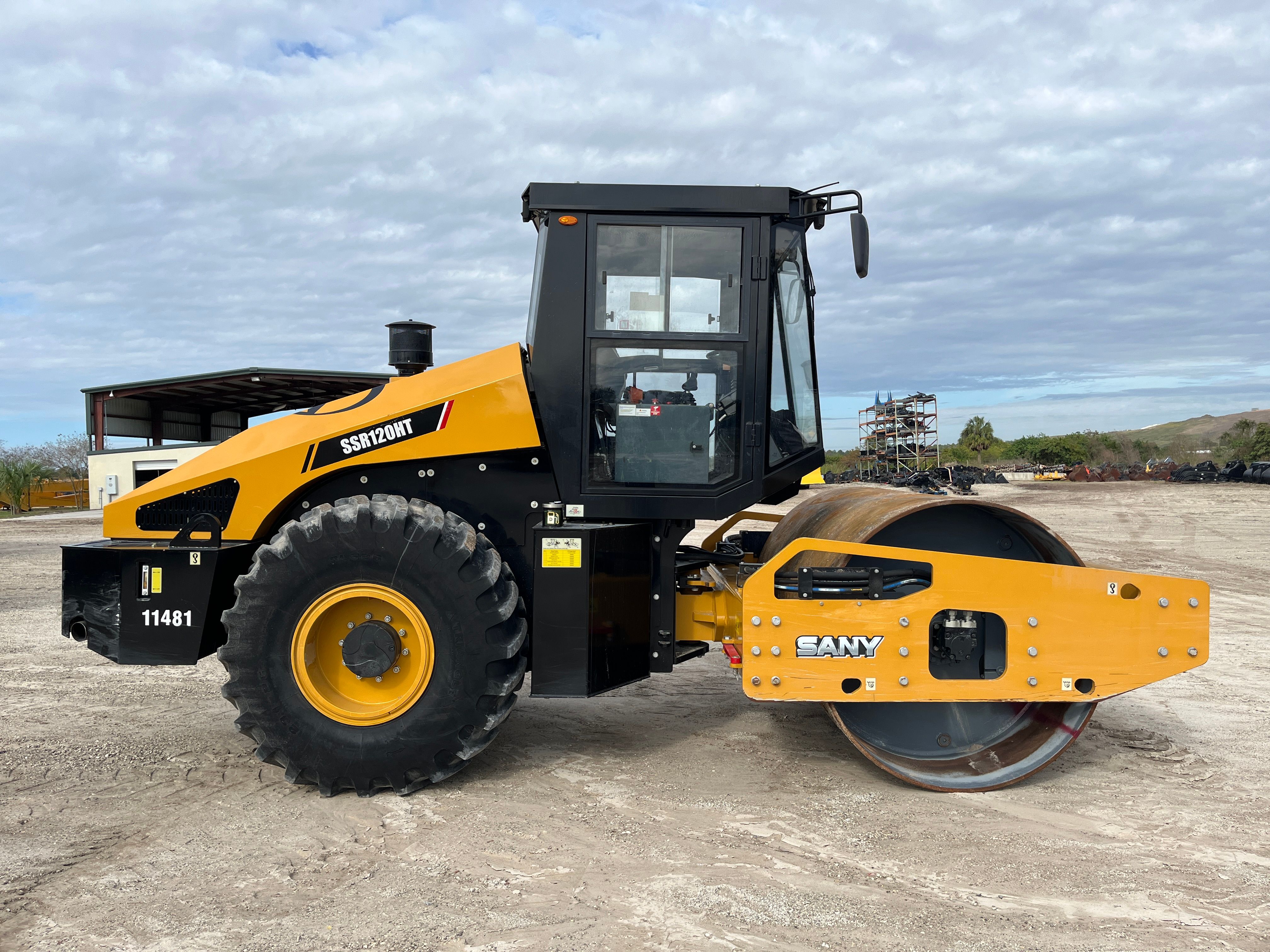 2024 SANY SANY SSR120 HIGH TORQUE VIBRATORY COMPACTOR Photo 5 Thumbnail