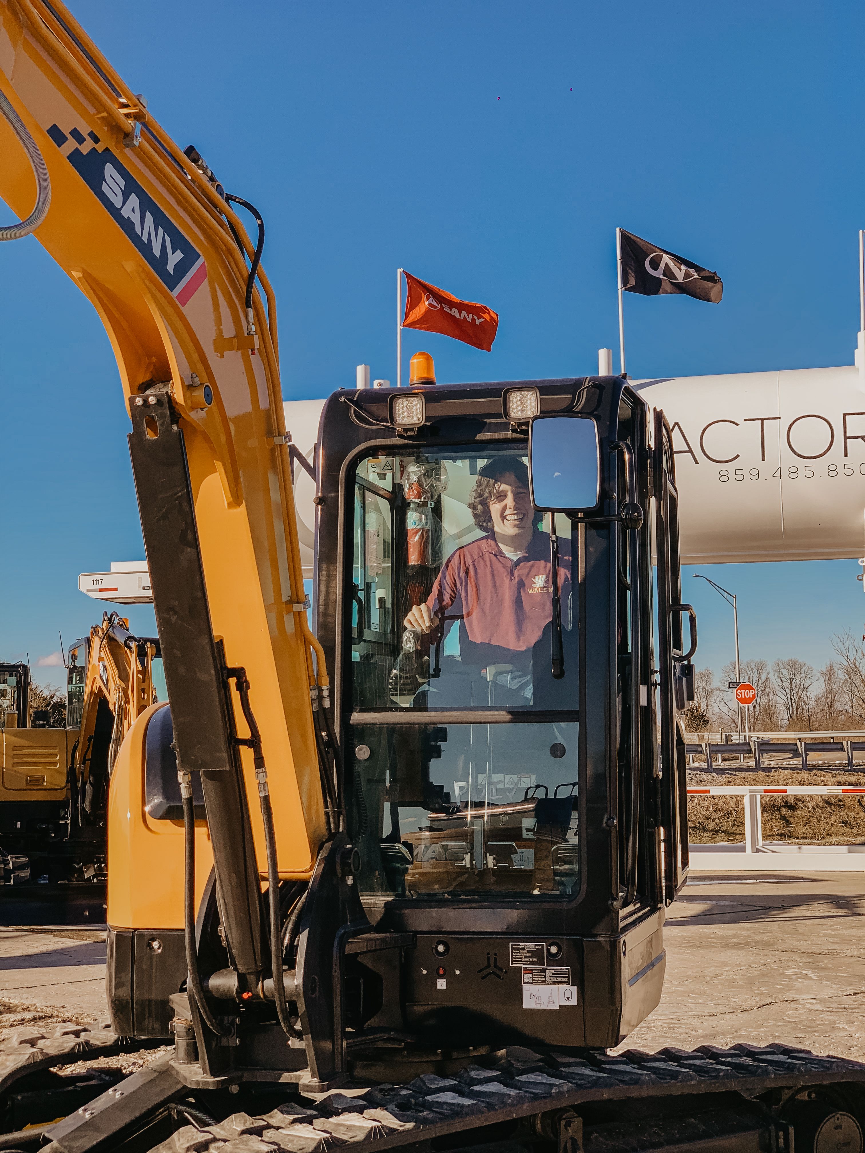 Newman Tractor Image