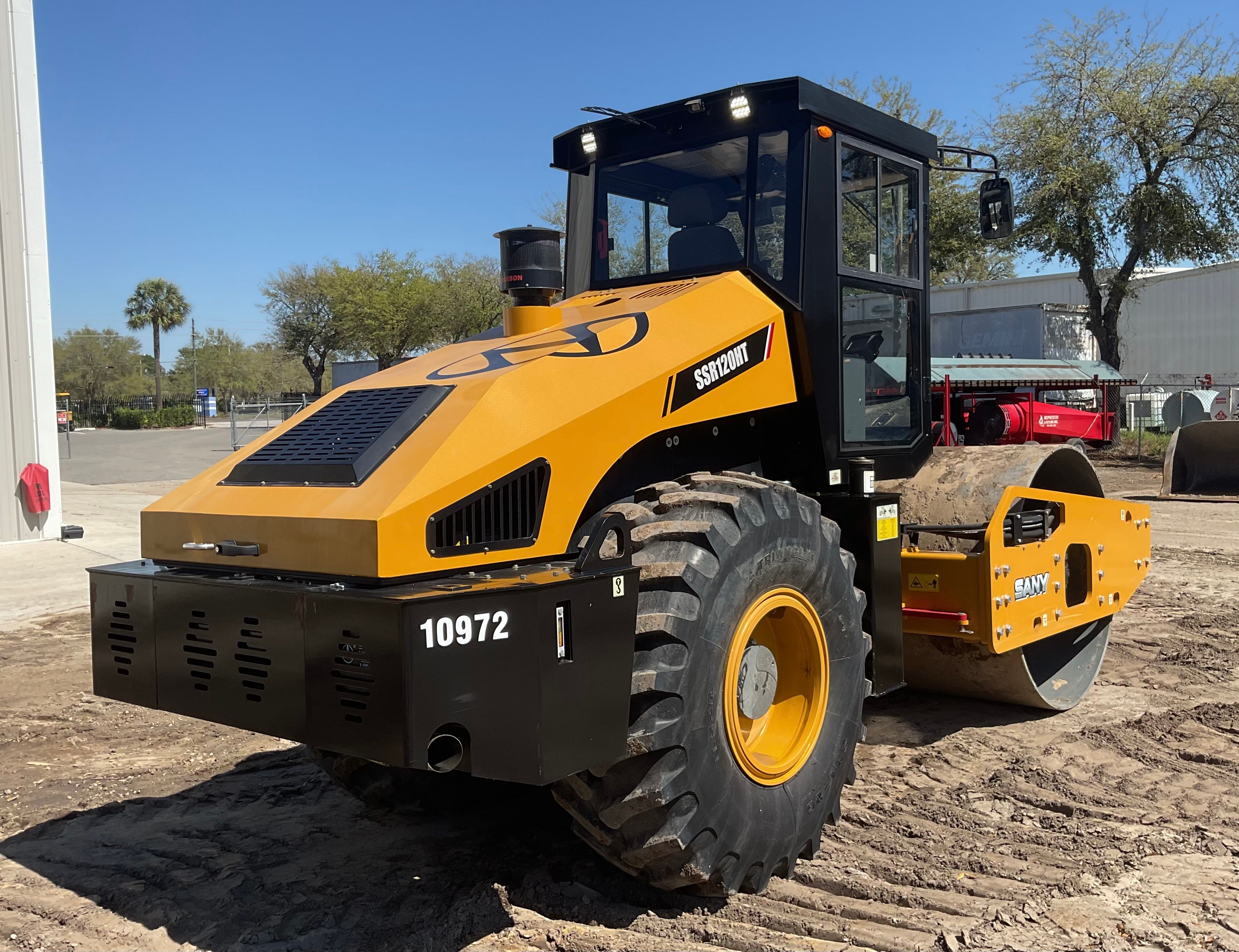 2023 SANY SANY SSR120 HIGH TORQUE VIBRATORY COMPACTOR Photo 4 Thumbnail