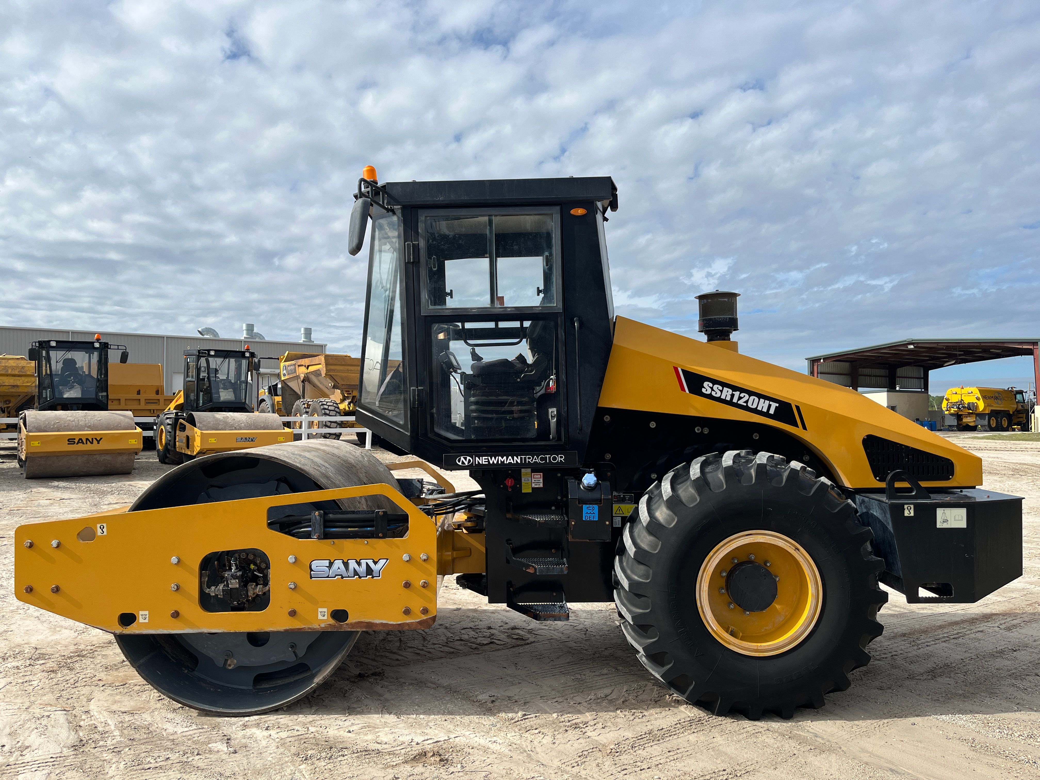 2024 SANY SANY SSR120 HIGH TORQUE VIBRATORY COMPACTOR Photo 2 Thumbnail
