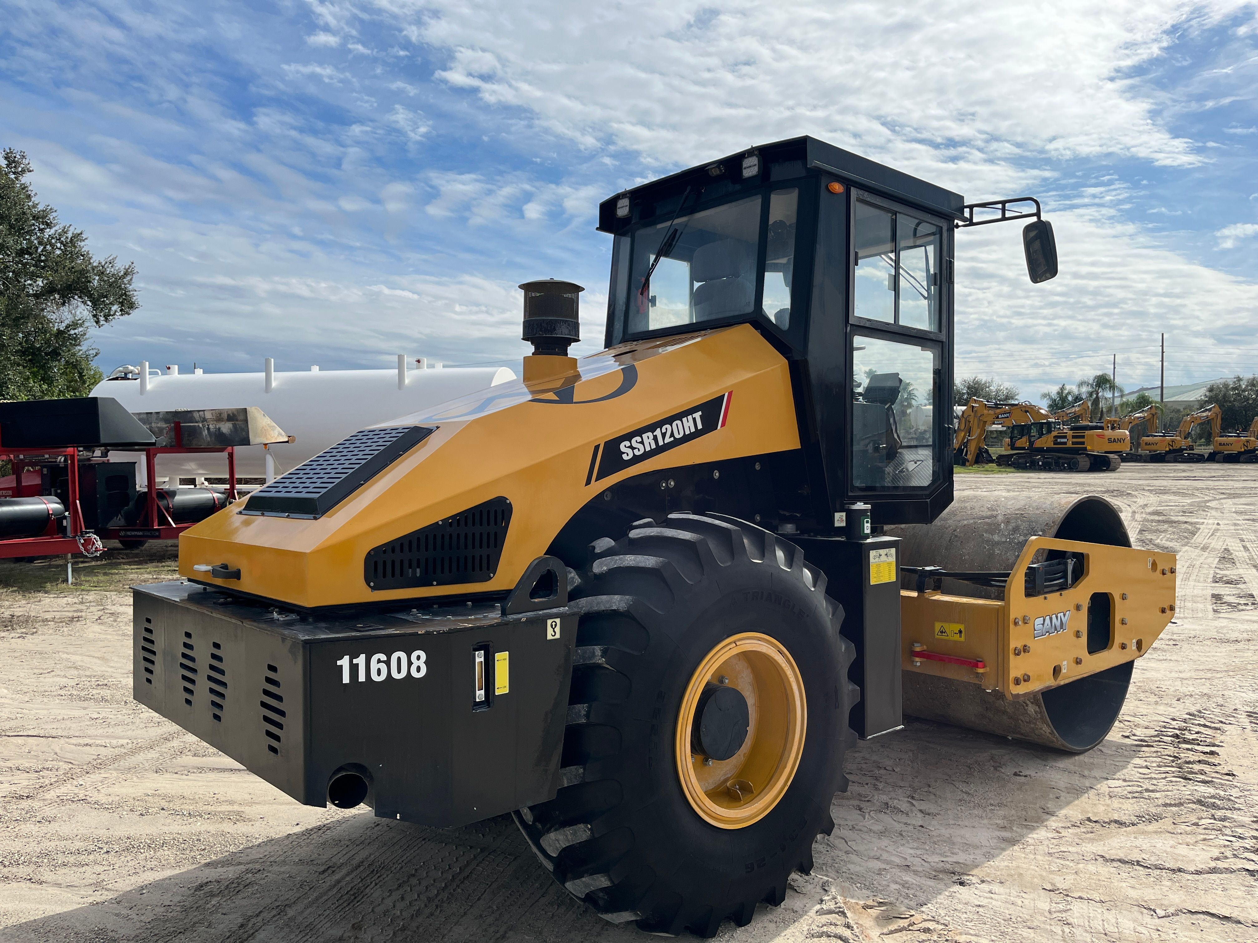 2024 SANY SANY SSR120 HIGH TORQUE VIBRATORY COMPACTOR Photo 4 Thumbnail