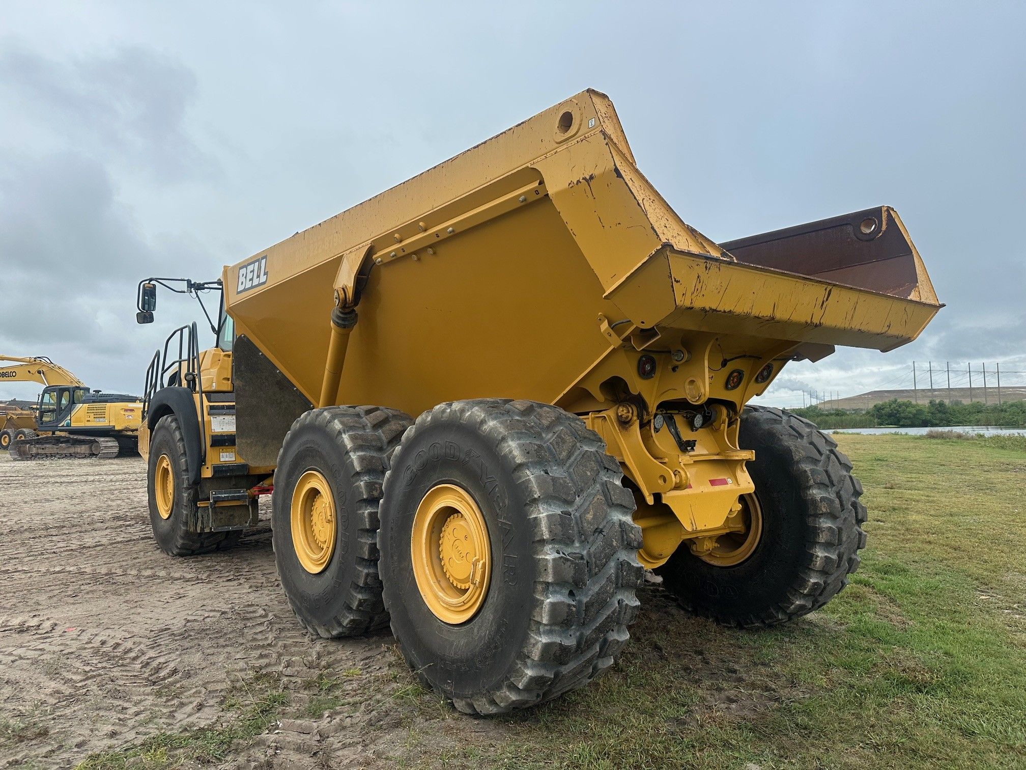 2023 BELL BELL B45E ARTICULATED DUMP TRUCK Photo 3 Thumbnail