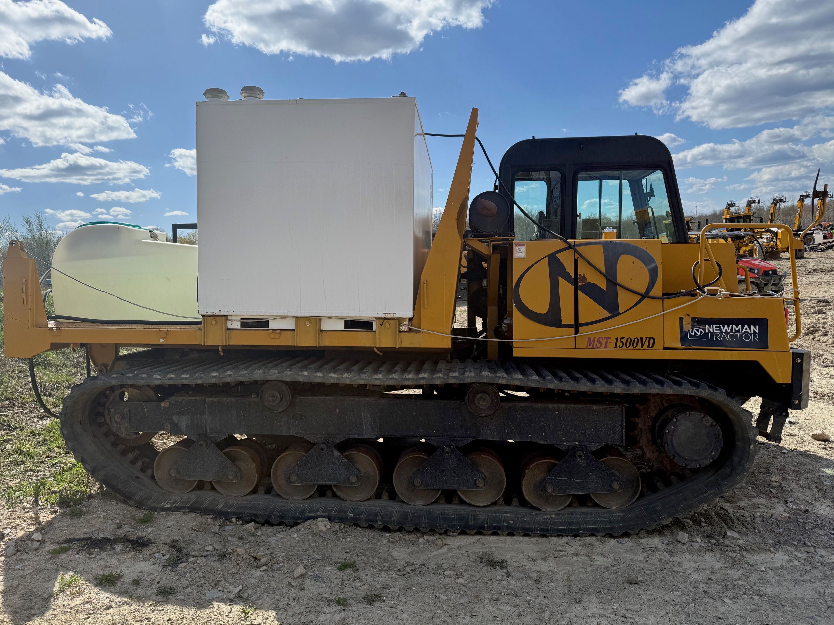 2014 MOROOKA MOROOKA MST 1500VD CRAWLER CARRIER Photo 8 Thumbnail