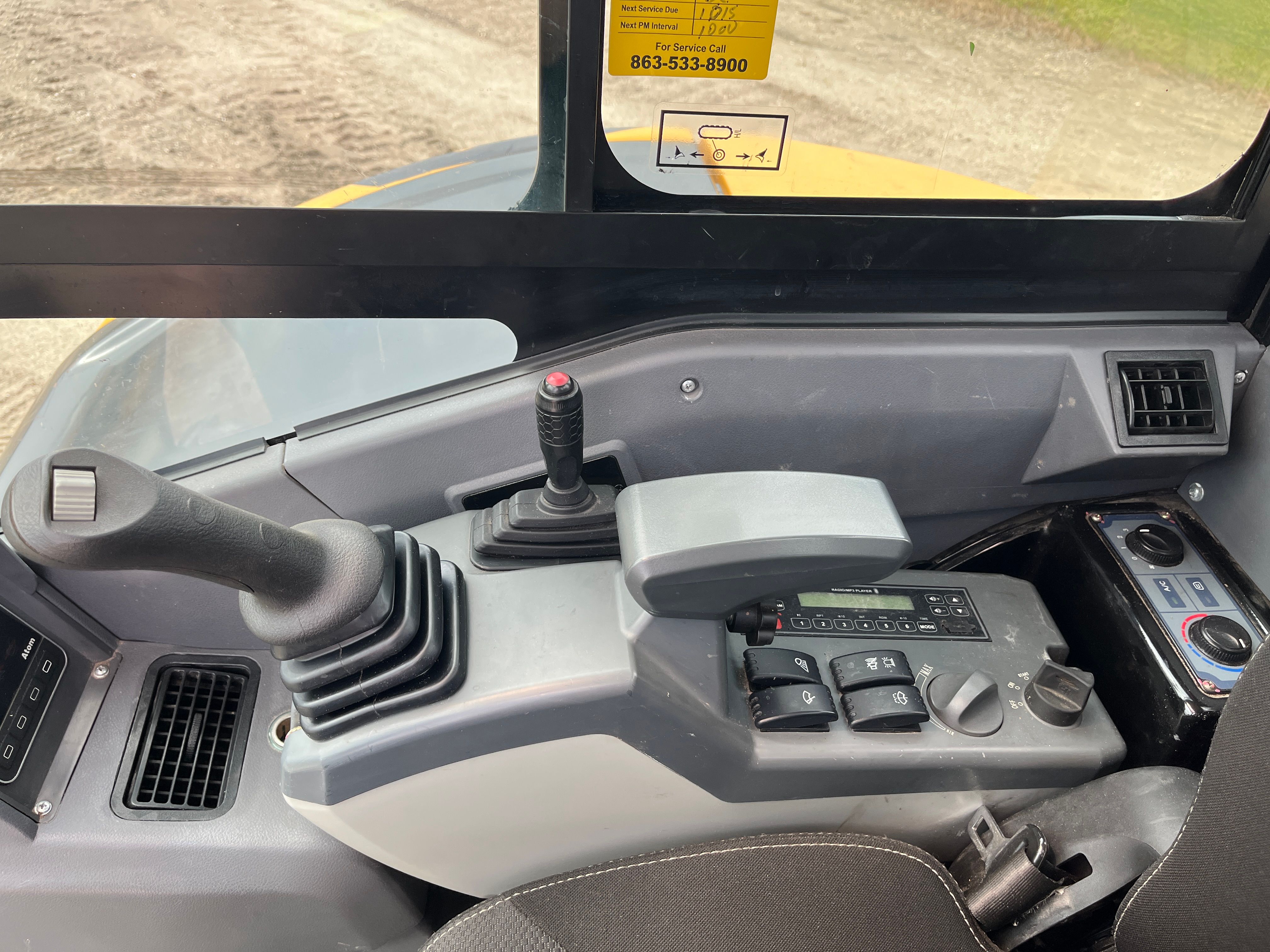 2023 SANY SY50U Photo 10 Thumbnail